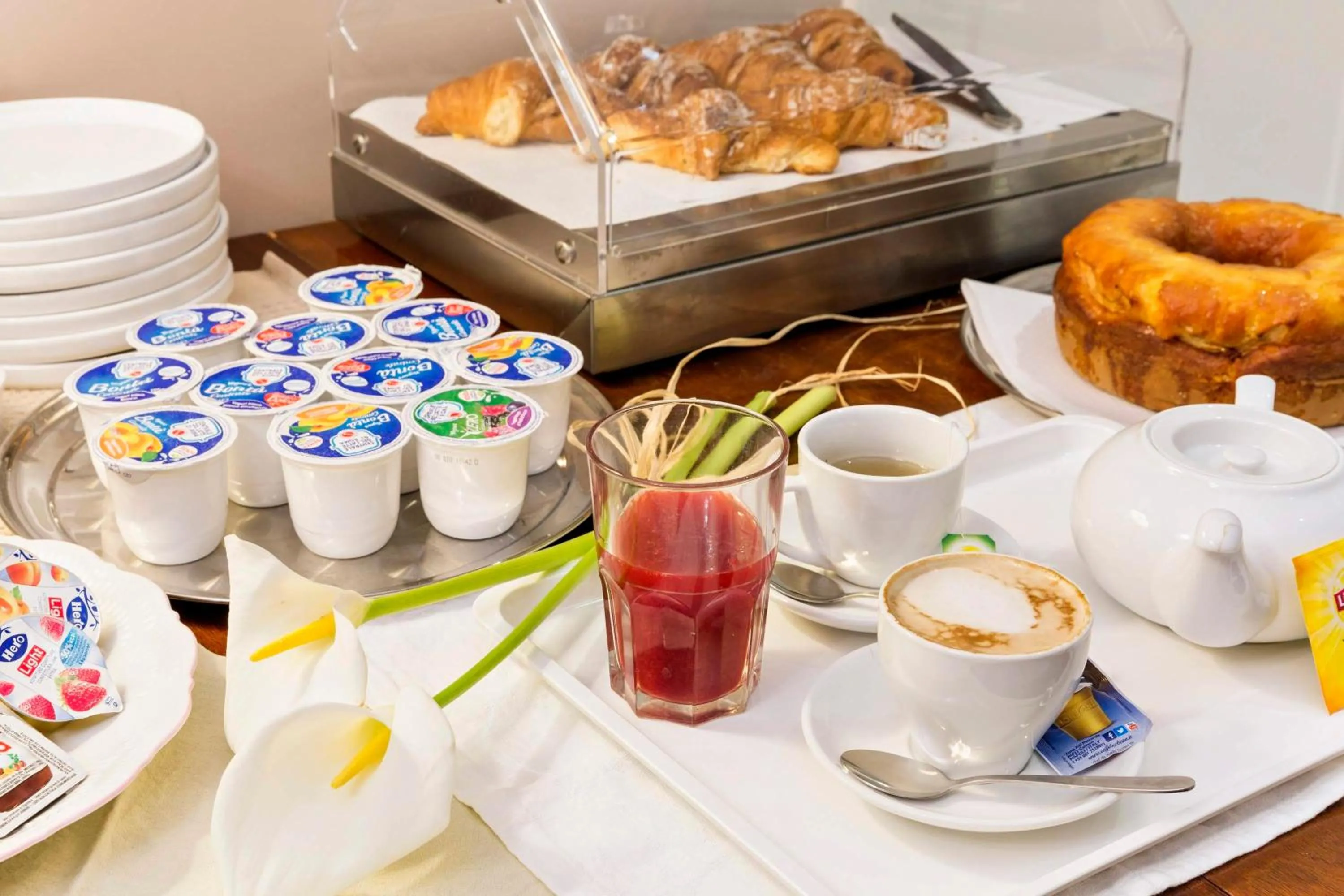 Food and drinks in Roma Talenti Breme B&B