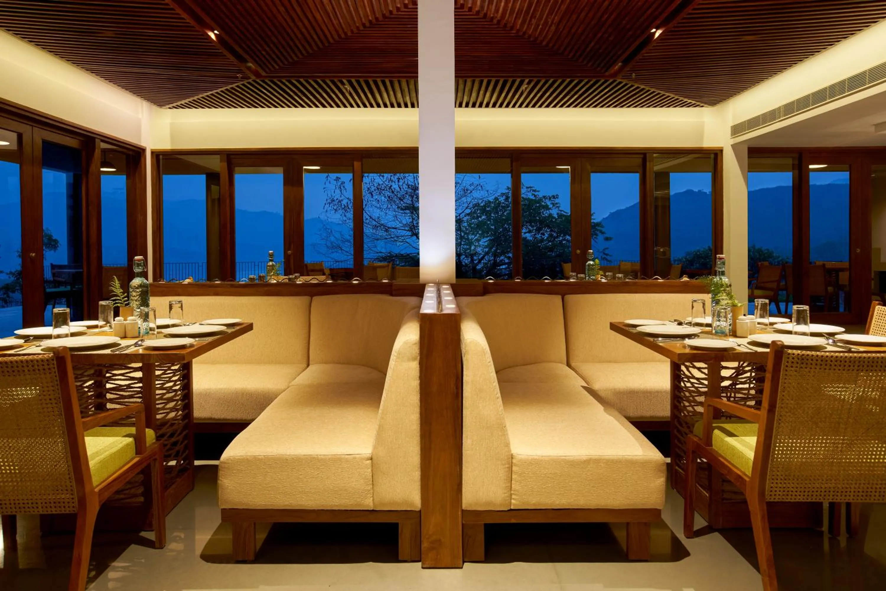 Restaurant/places to eat in MOUNTAIN SHADOWS RESORT Wayanad