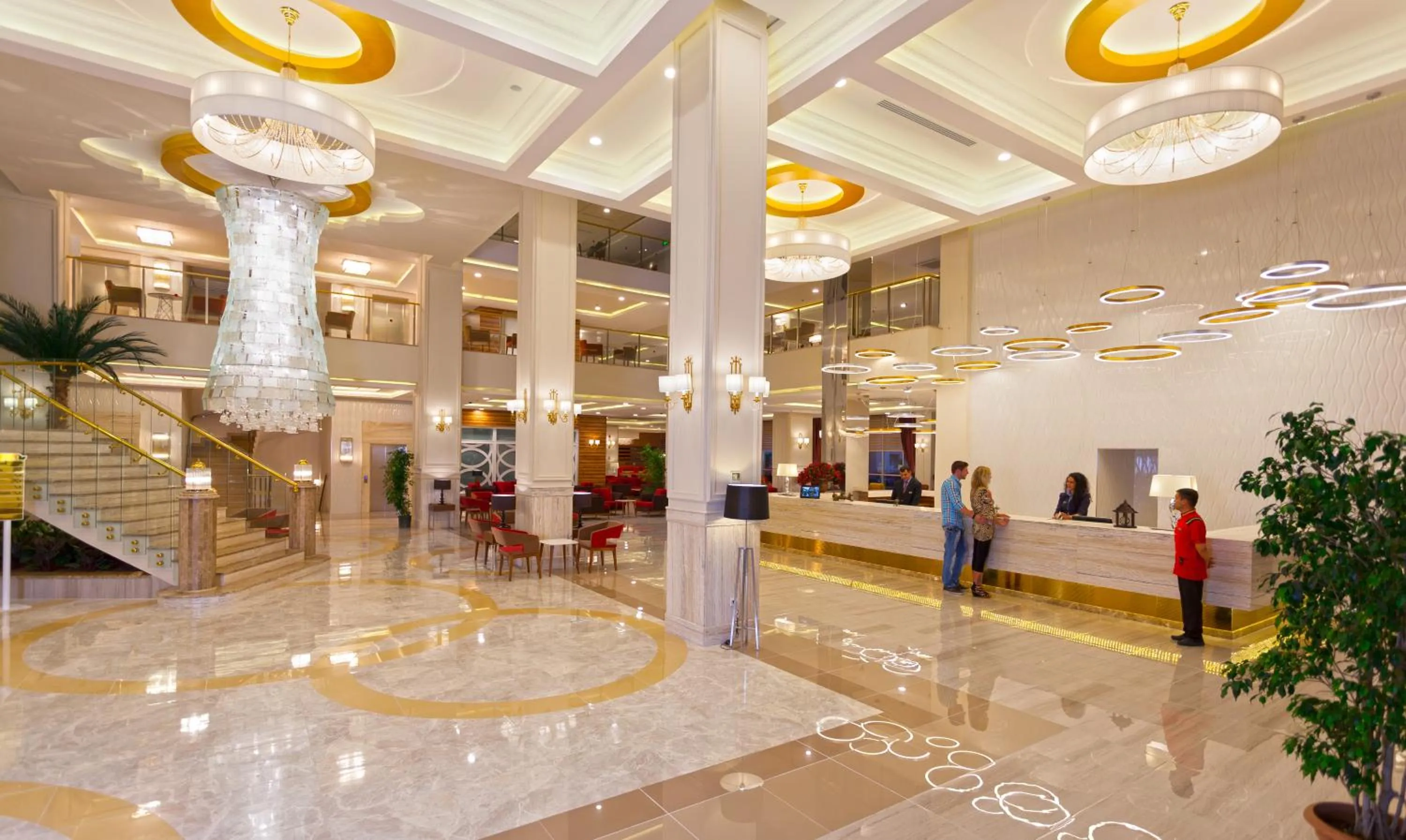 Facade/entrance in Royal Garden Beach Hotel