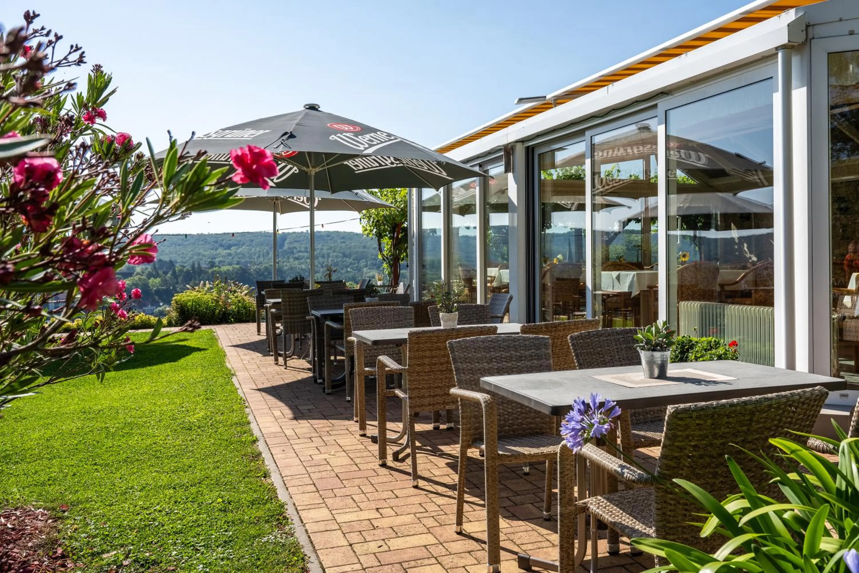 Restaurant/places to eat in Flair Hotel Villa Ilske