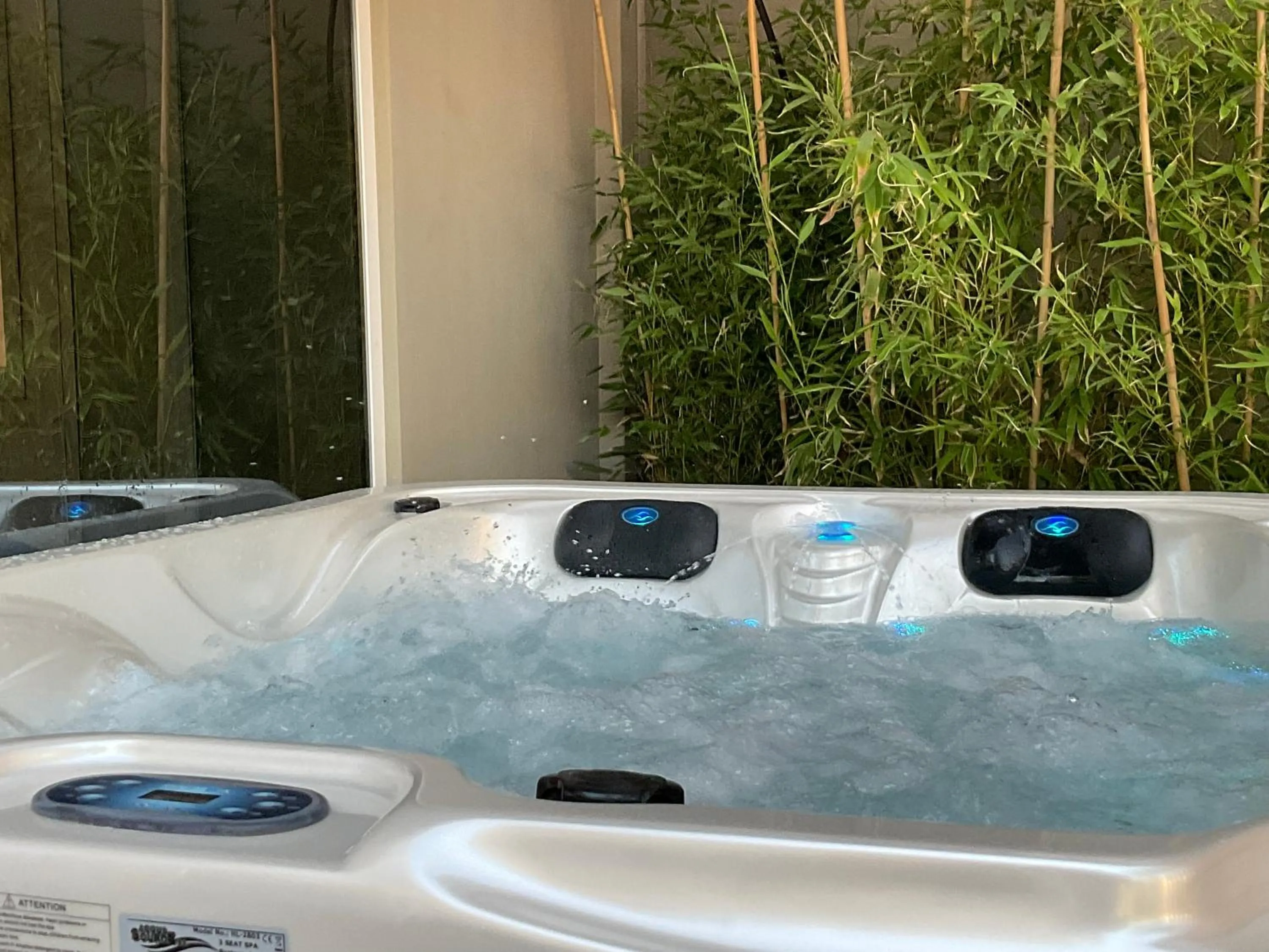 Hot Tub in Athens Warehouse Boutique Hotel & Suites