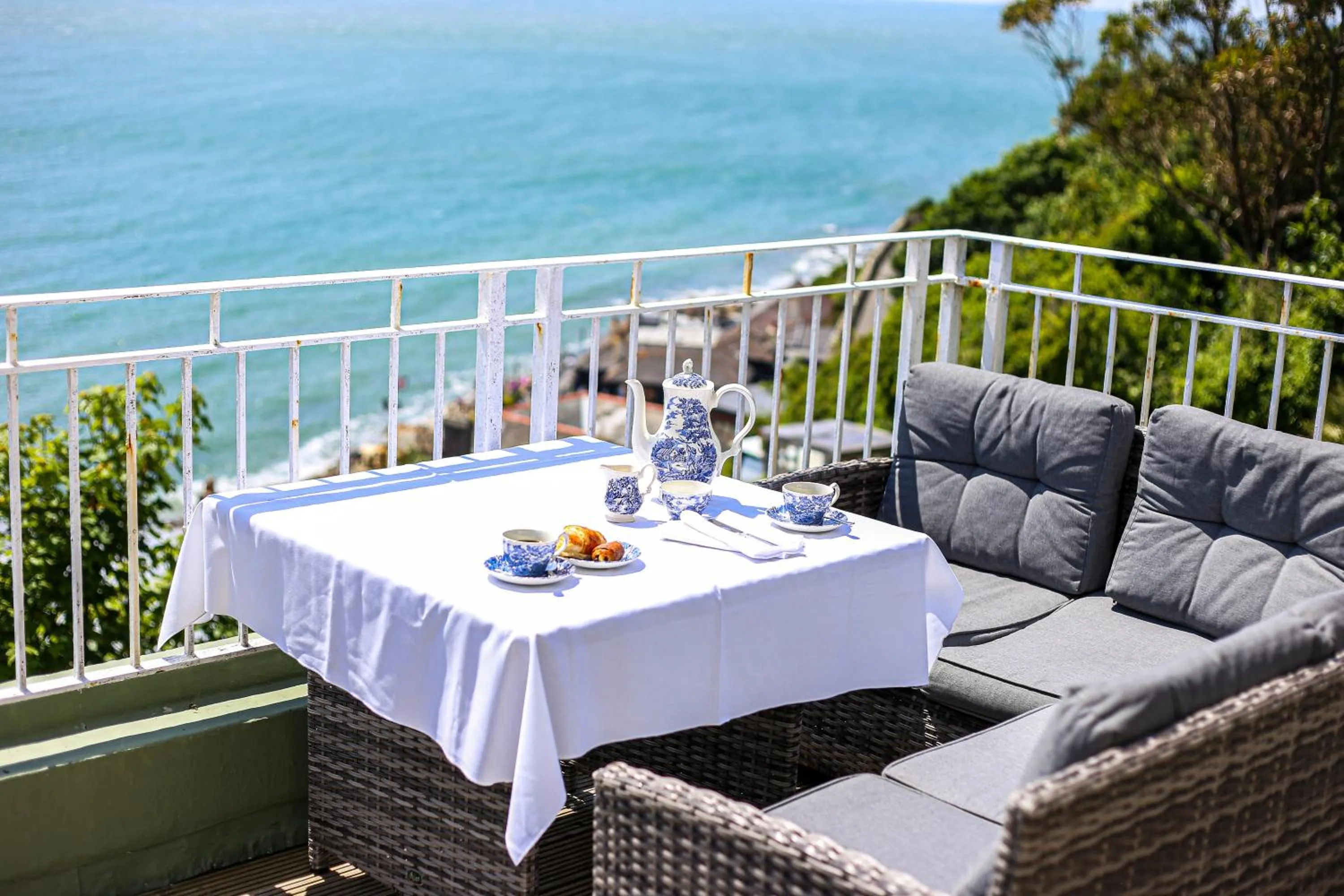 The Wellington Hotel