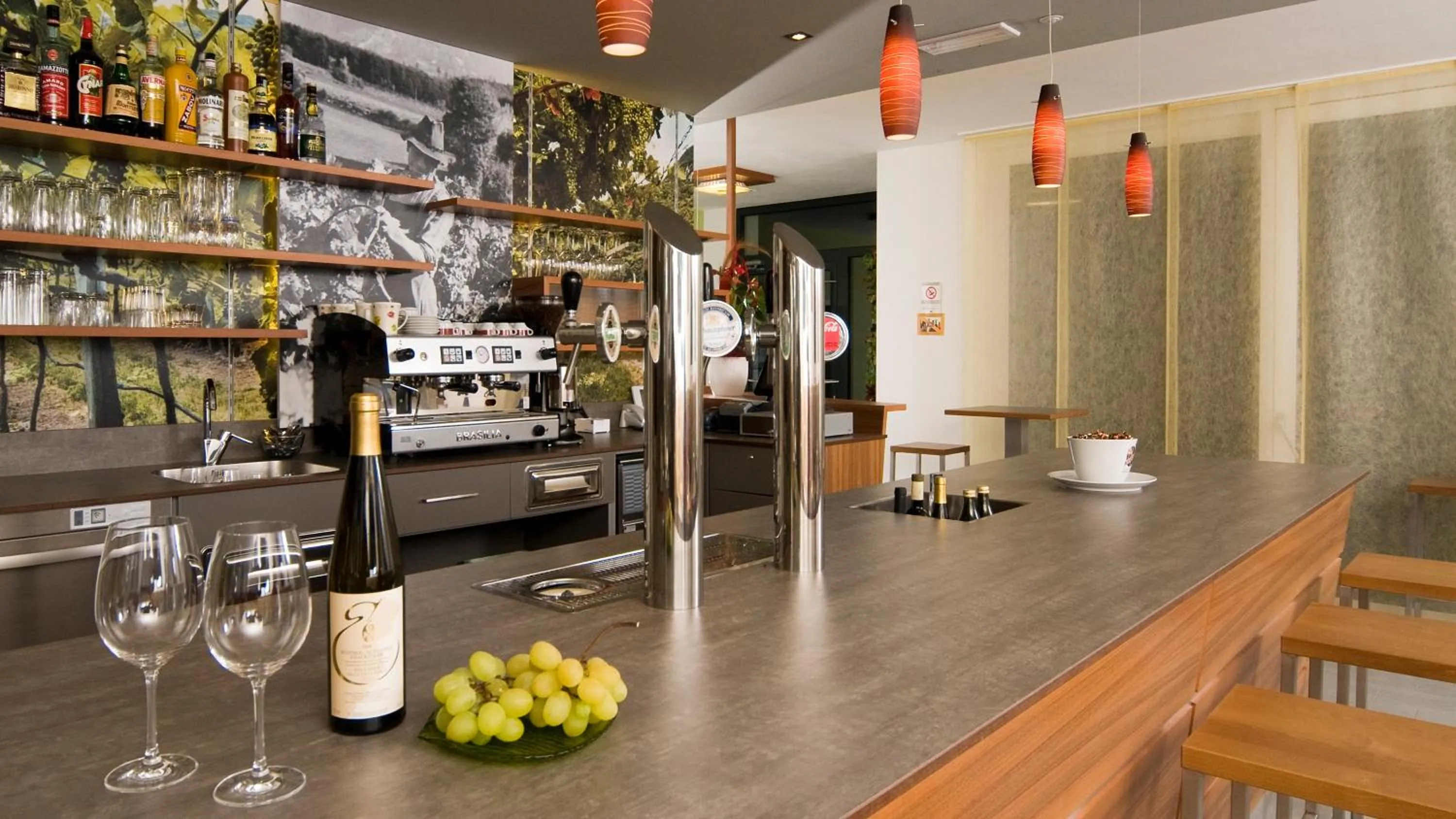 Restaurant/places to eat in Residence Bar Pizzeria Sylvanerhof