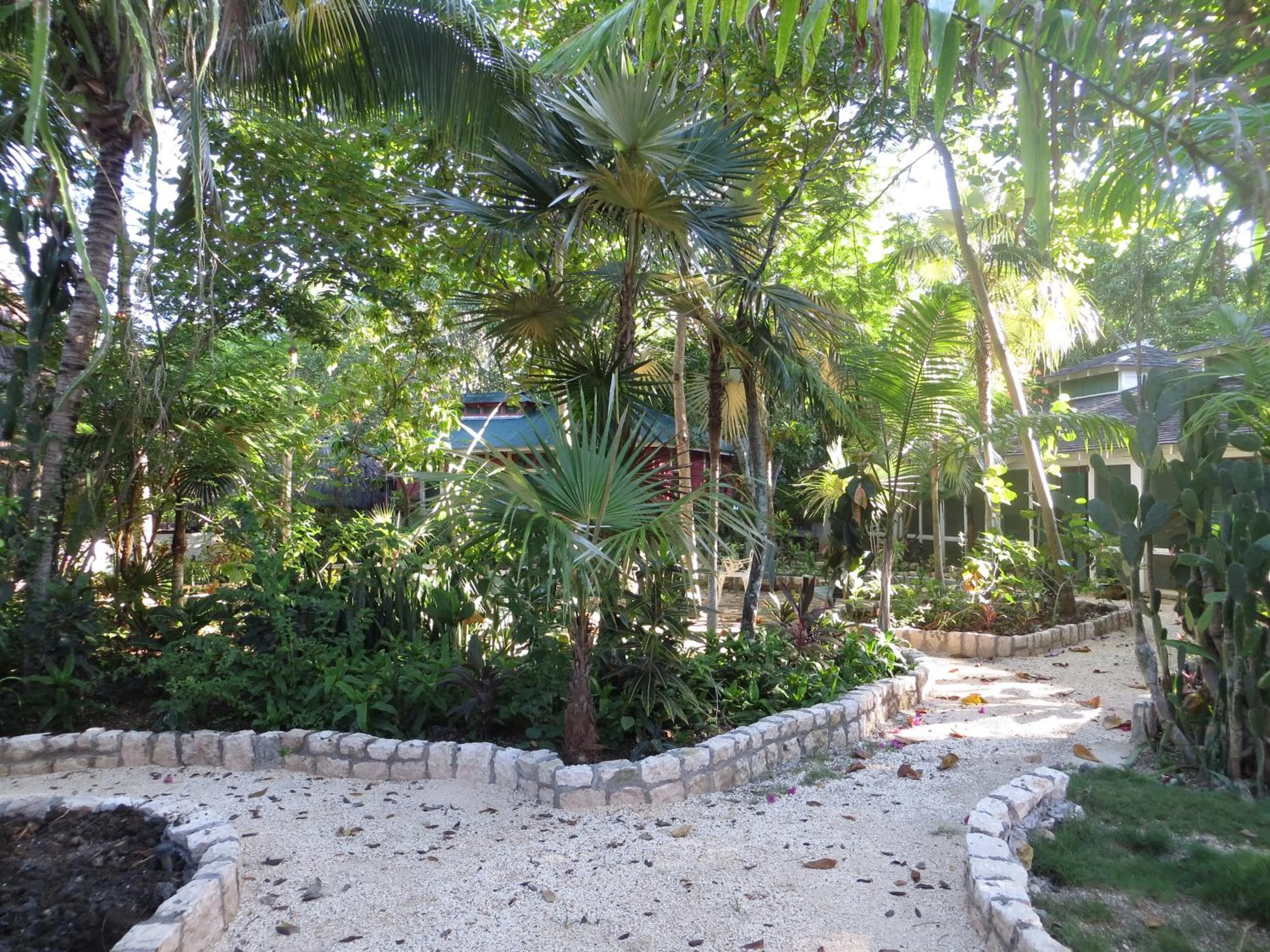 Garden in Tingalaya's Retreat