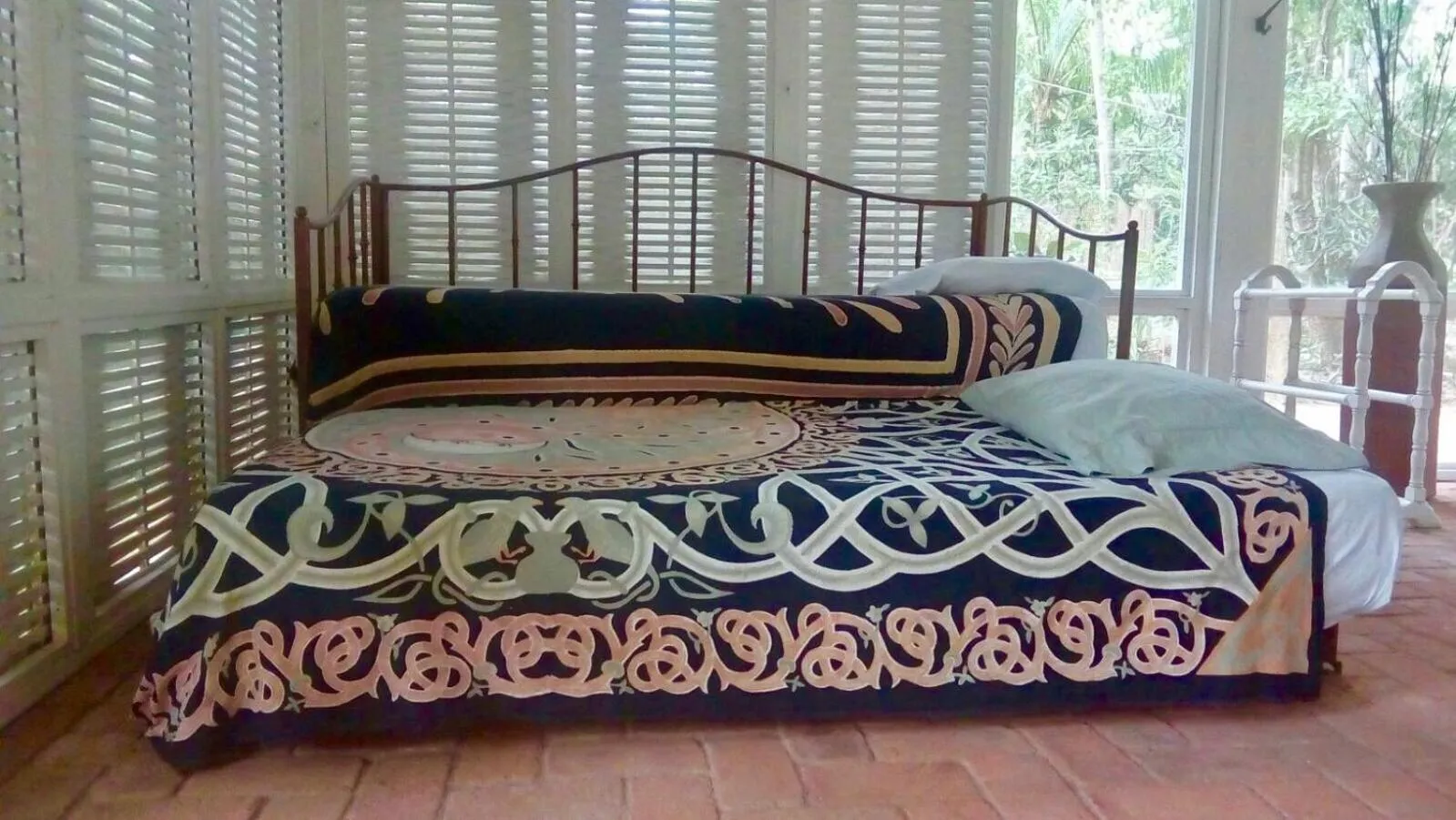 bunk bed, Bed in Tingalaya's Retreat