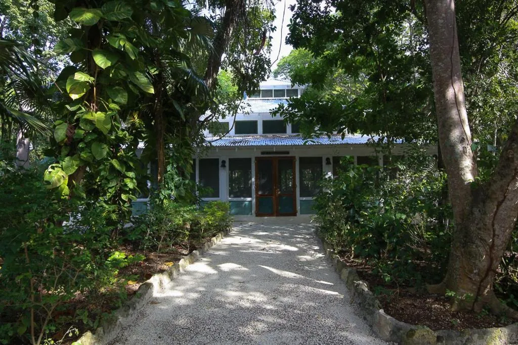 Property building in Tingalaya's Retreat