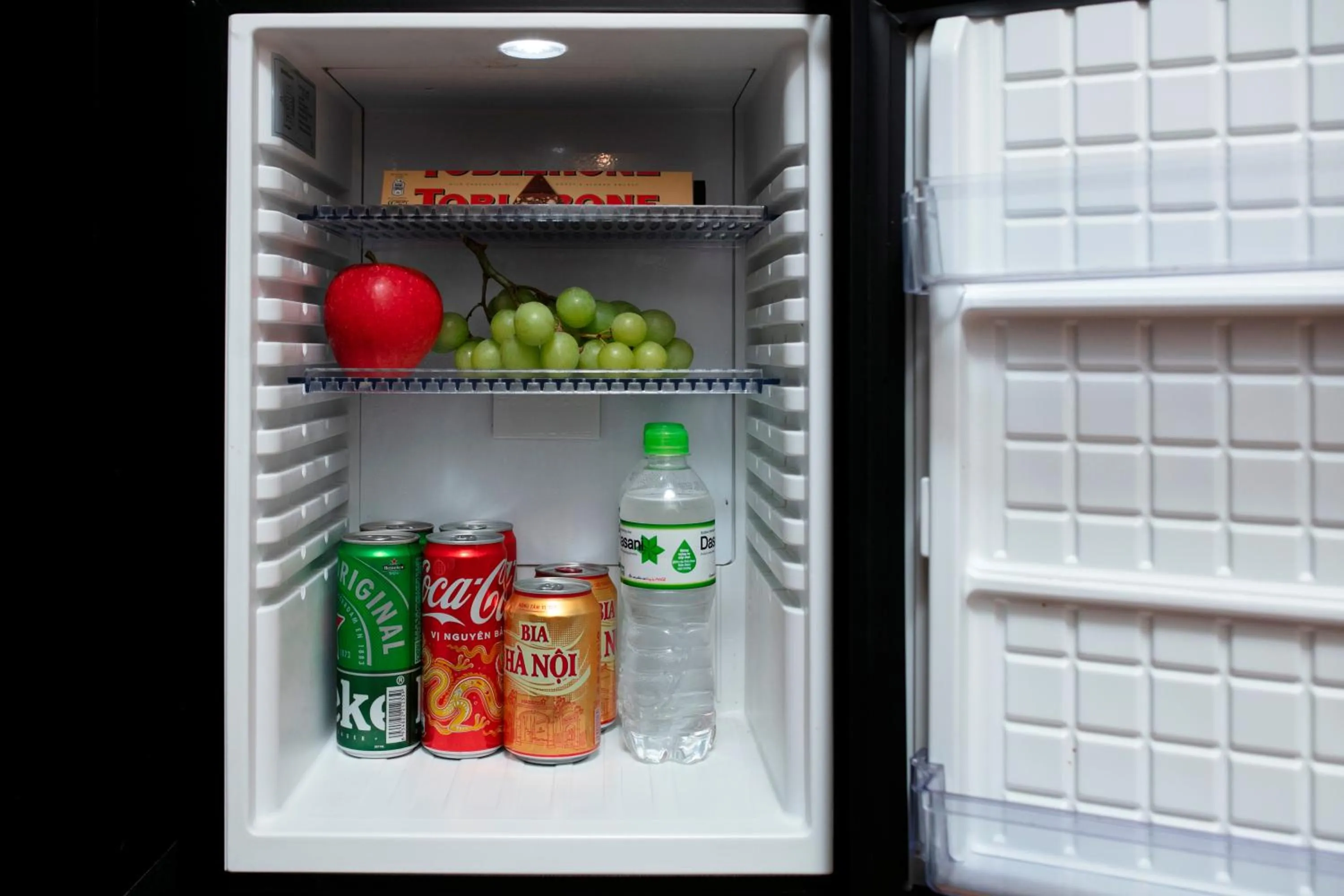 oven in Kén Hotel by Connek