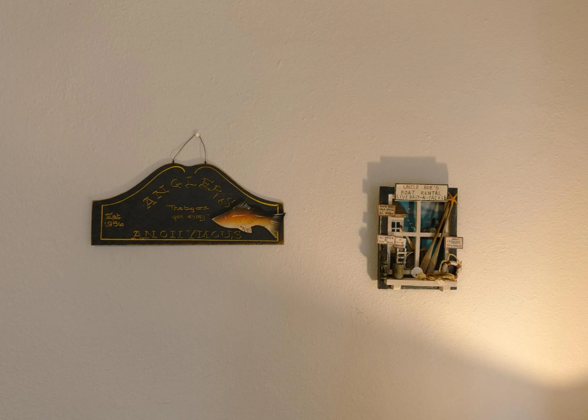 Decorative detail in East Side Motel & Cabins