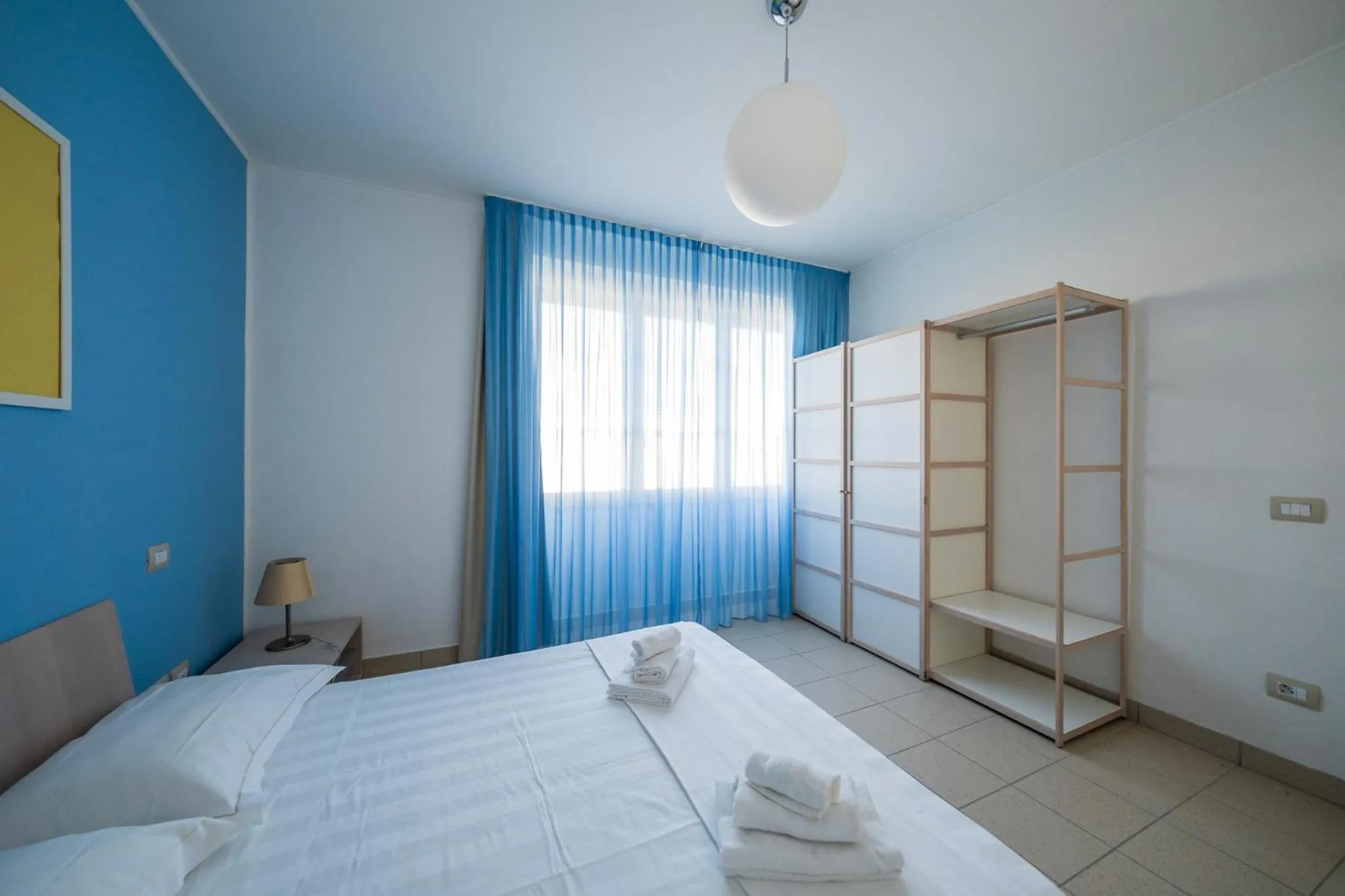 Photo of the whole room, Bed in Solidago Residence