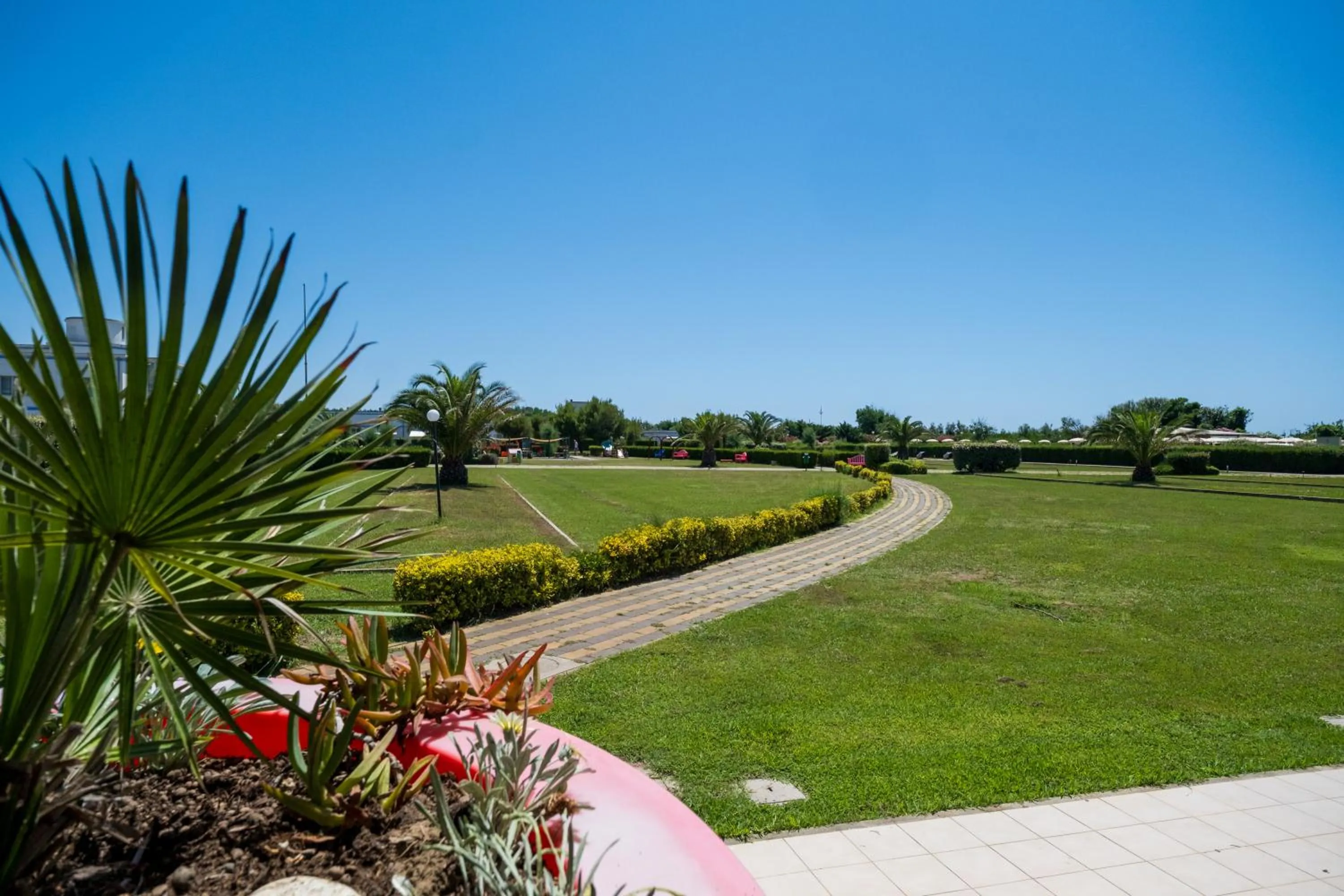 Garden in Solidago Residence