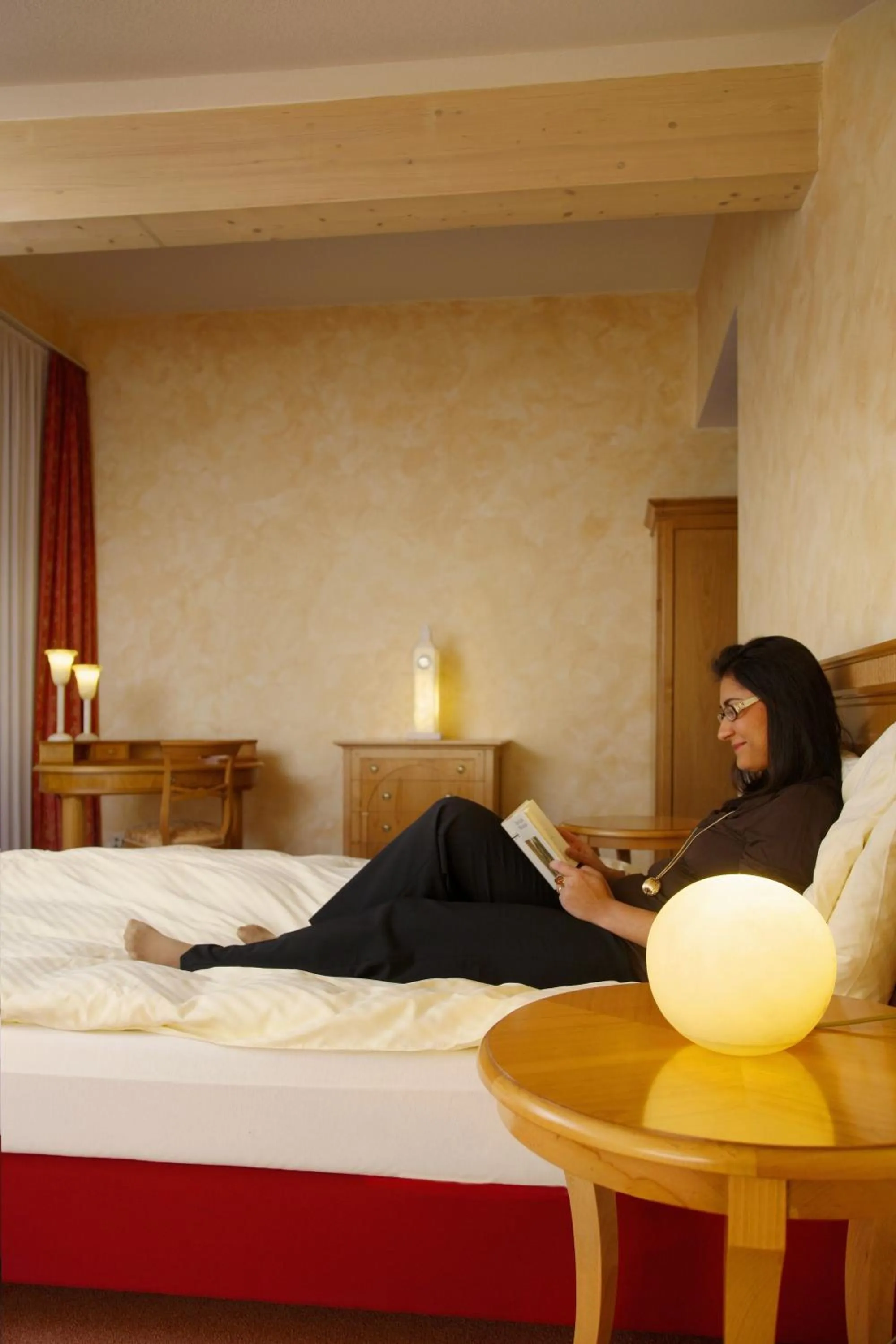 Photo of the whole room, Bed in Hotel Tannenhof