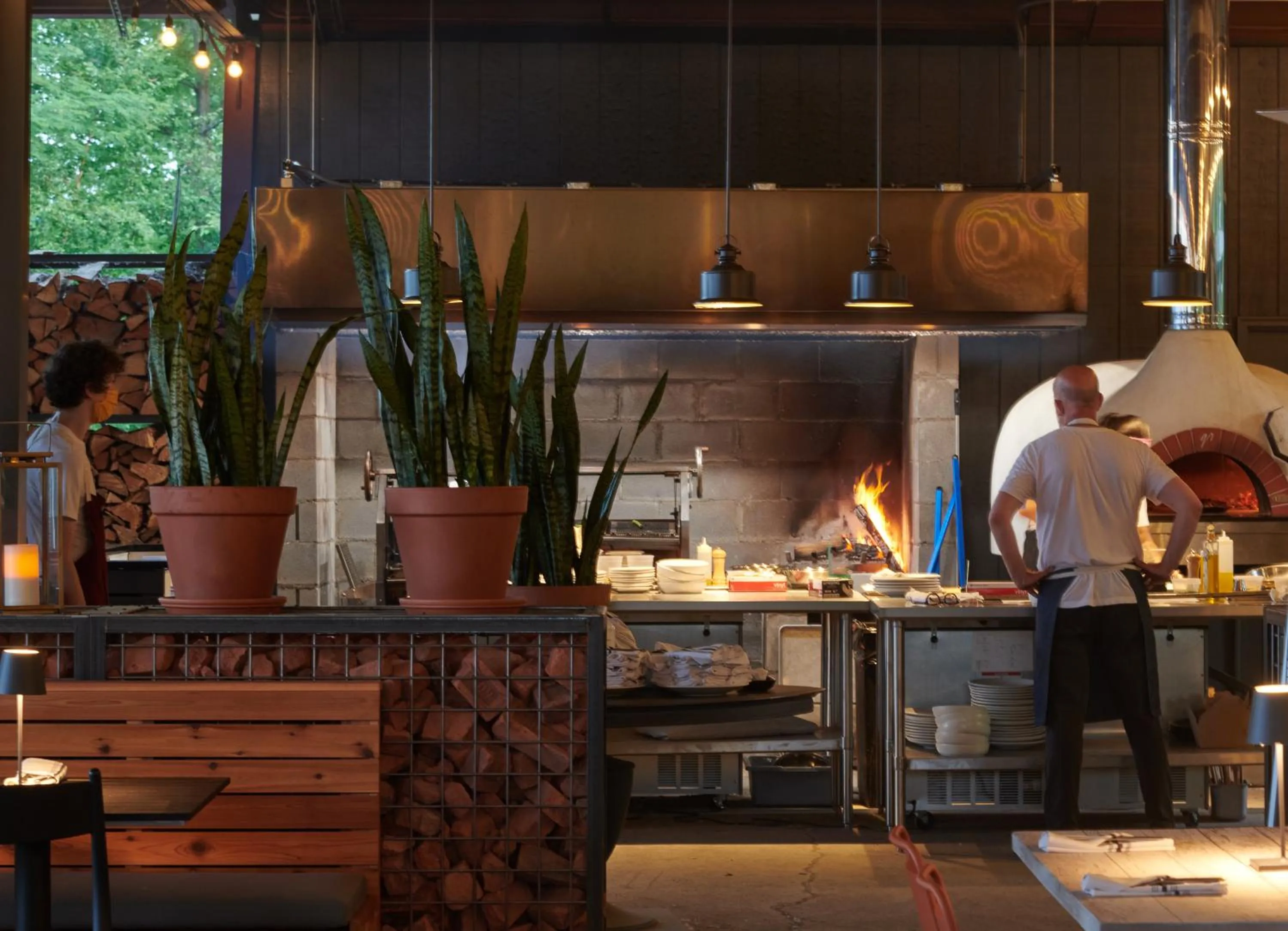 Restaurant/places to eat in Hutton Brickyards Riverfront Hotel & Venue