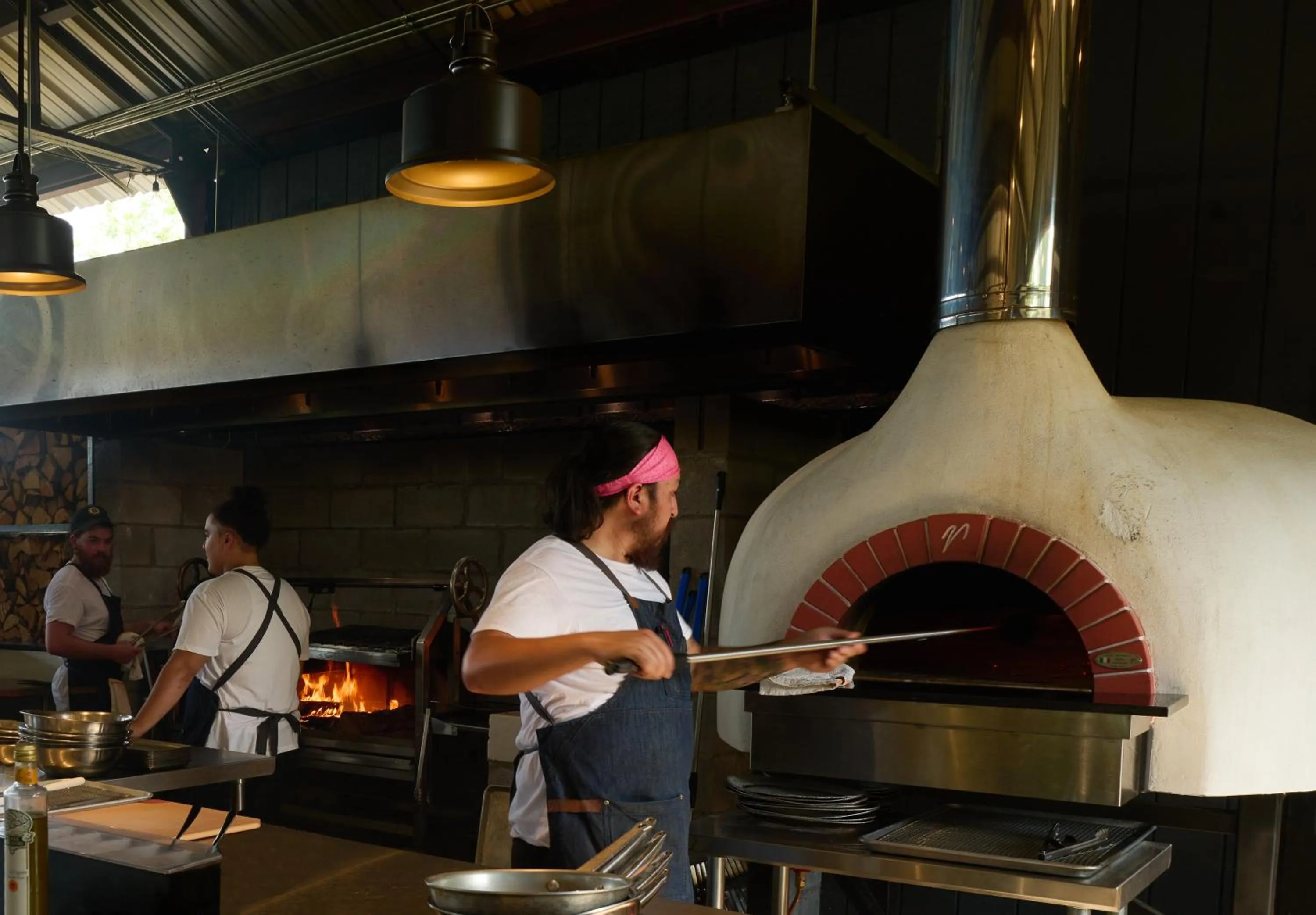 Restaurant/places to eat in Hutton Brickyards Riverfront Hotel & Venue