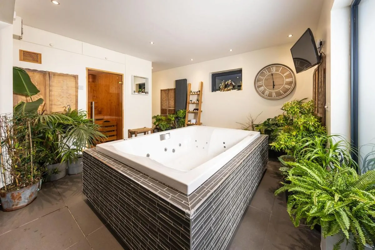 Spa and wellness centre/facilities in Manse On The Beach