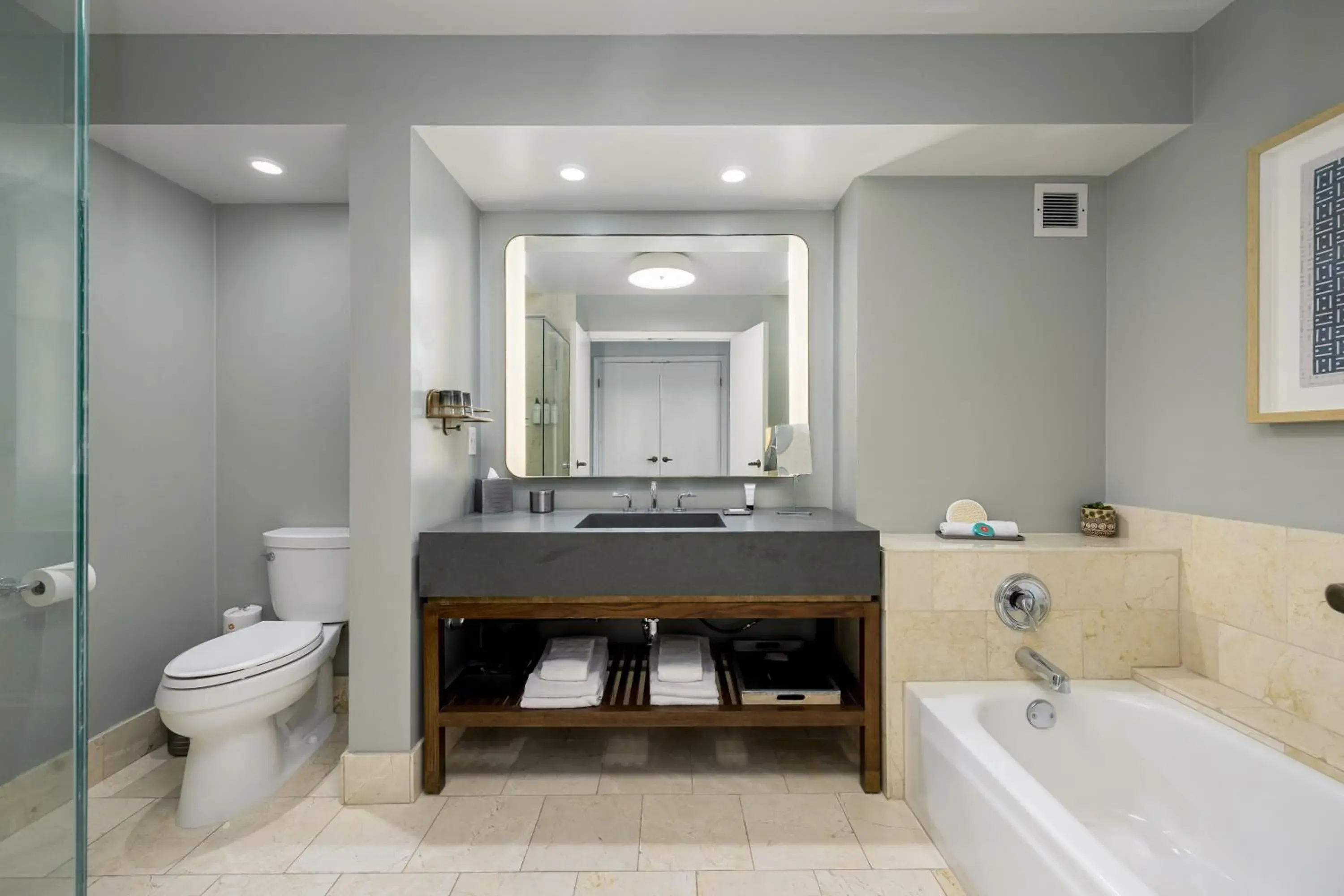 1 King Bed with Bunk Beds Family Room in Grand Hyatt Indian Wells Resort & Villas 1 King Bed with Bunk Beds Family Room in Grand Hyatt Indian Wells Resort & Villas