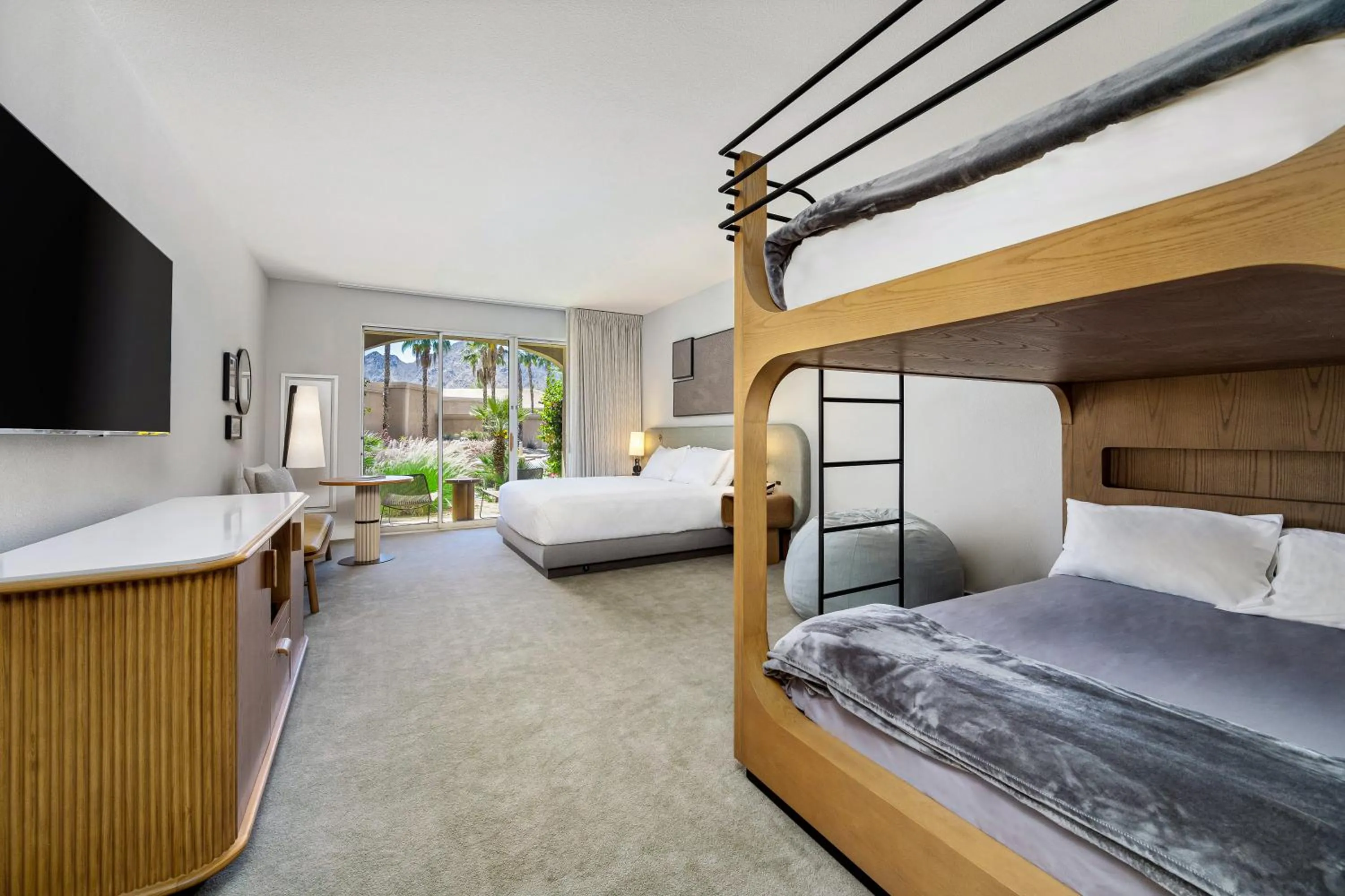 Family, Bed in Grand Hyatt Indian Wells Resort & Villas