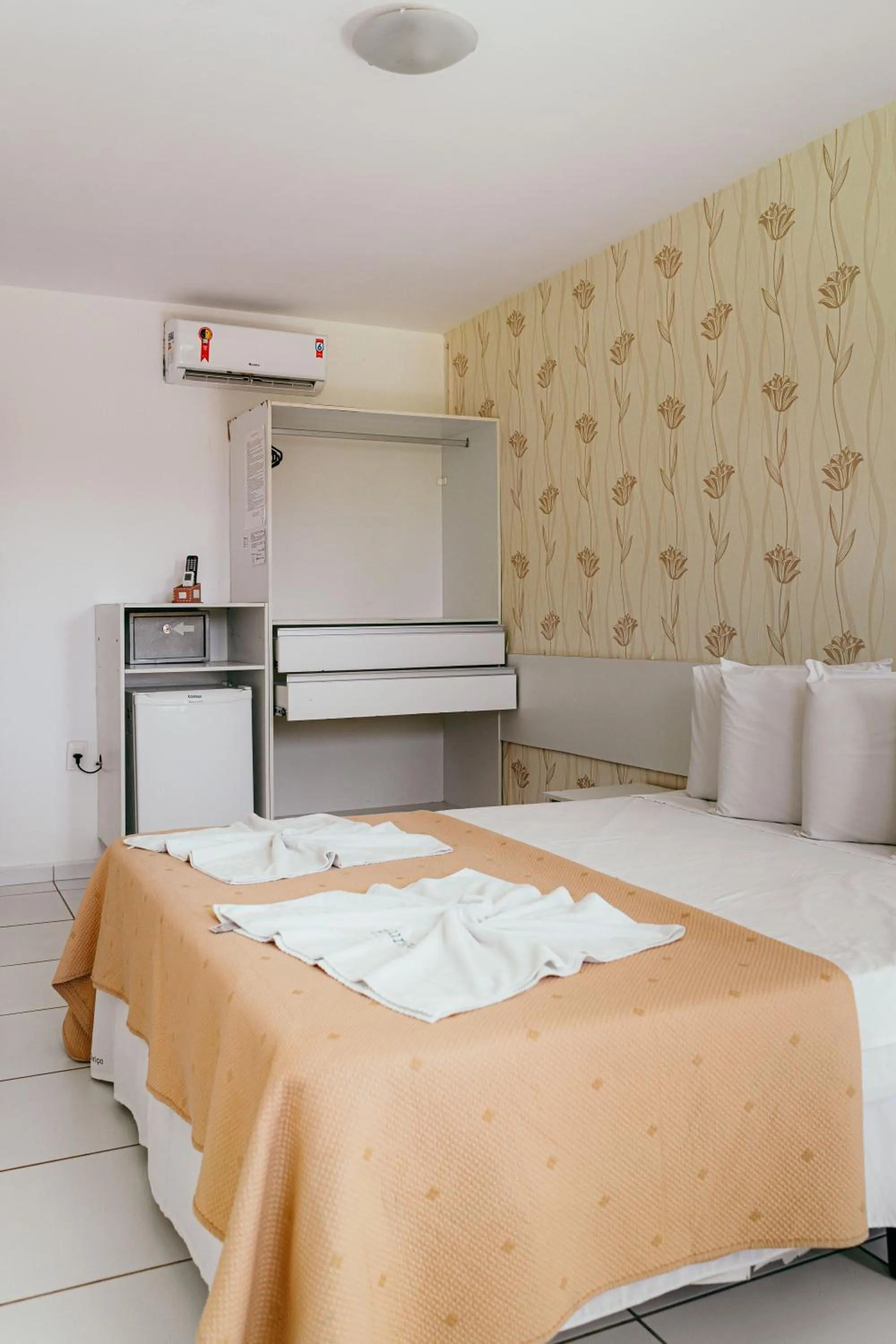 Bed in Pousada Ouriço