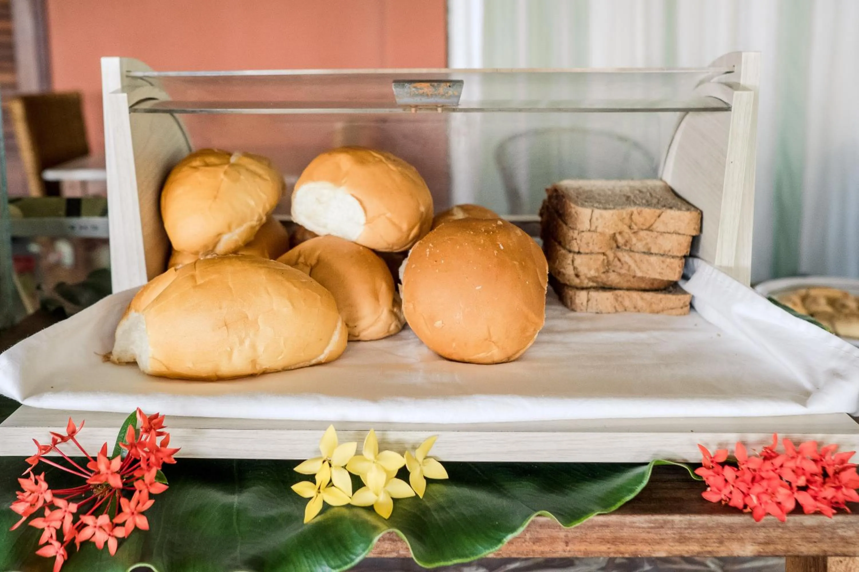 Food and drinks in Hotel Porto do Zimbo