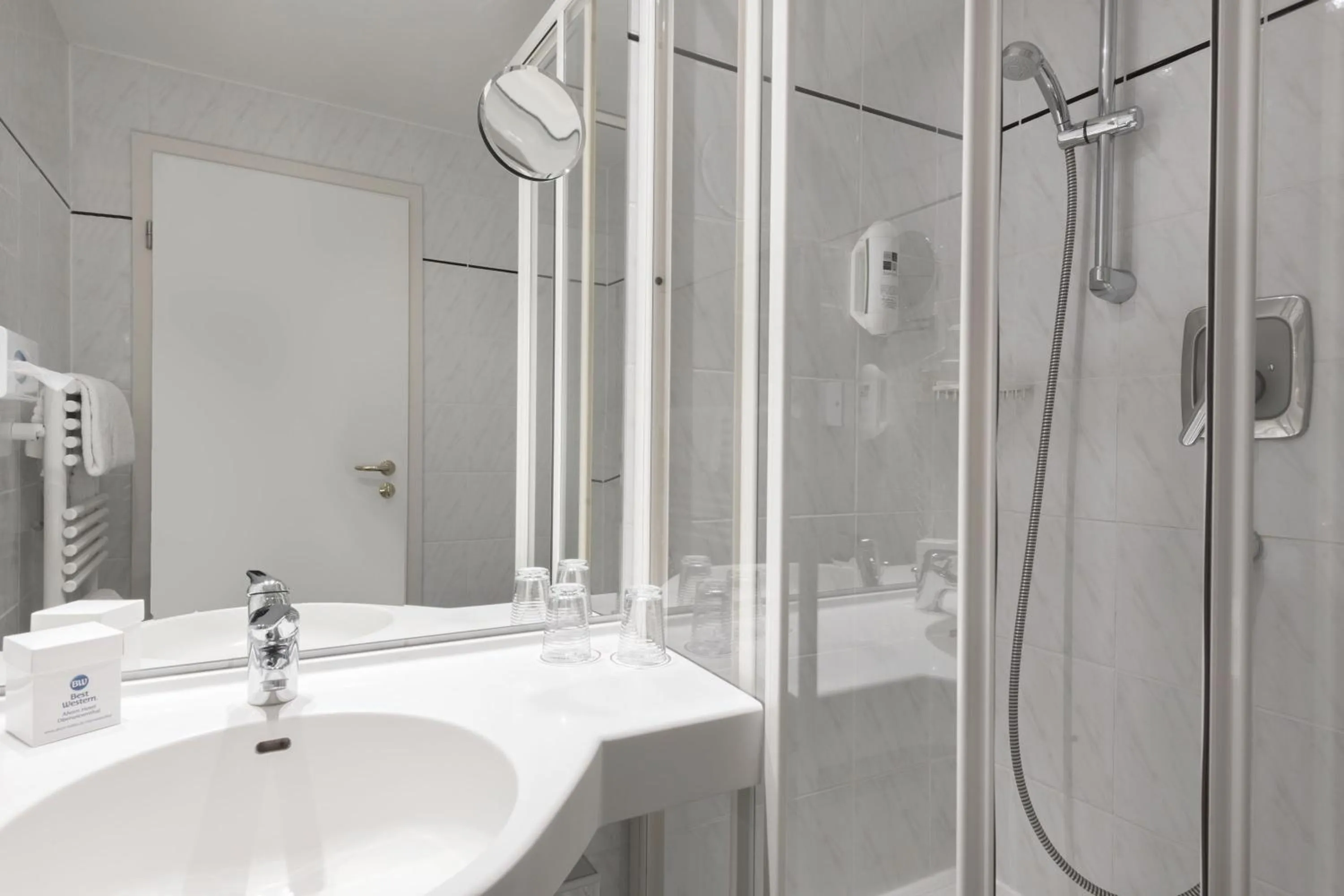 Shower in Best Western Ahorn Hotel Oberwiesenthal – Adults Only