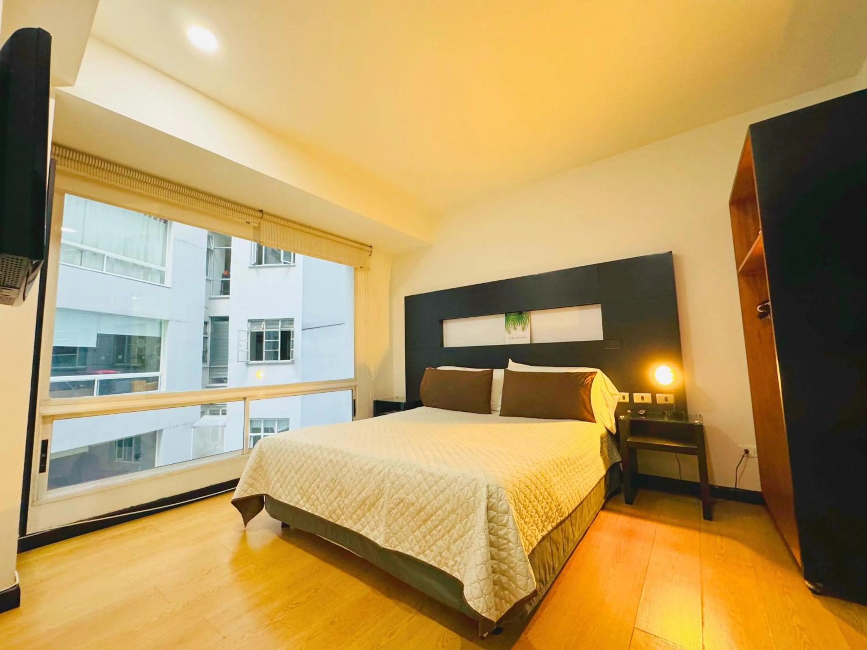 Bed in Aparta Suite Continental Bogotá