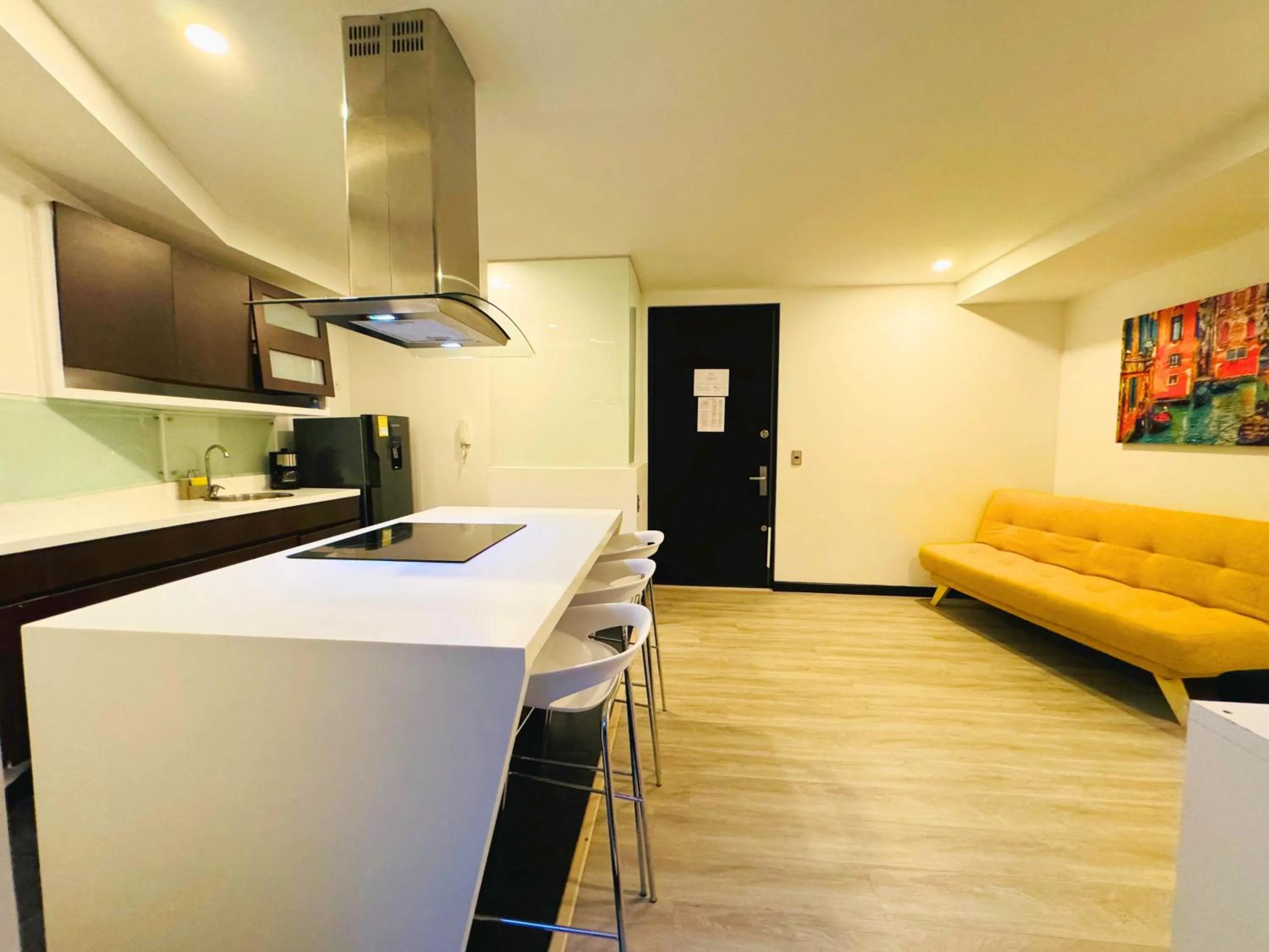 Living room in Aparta Suite Continental Bogotá