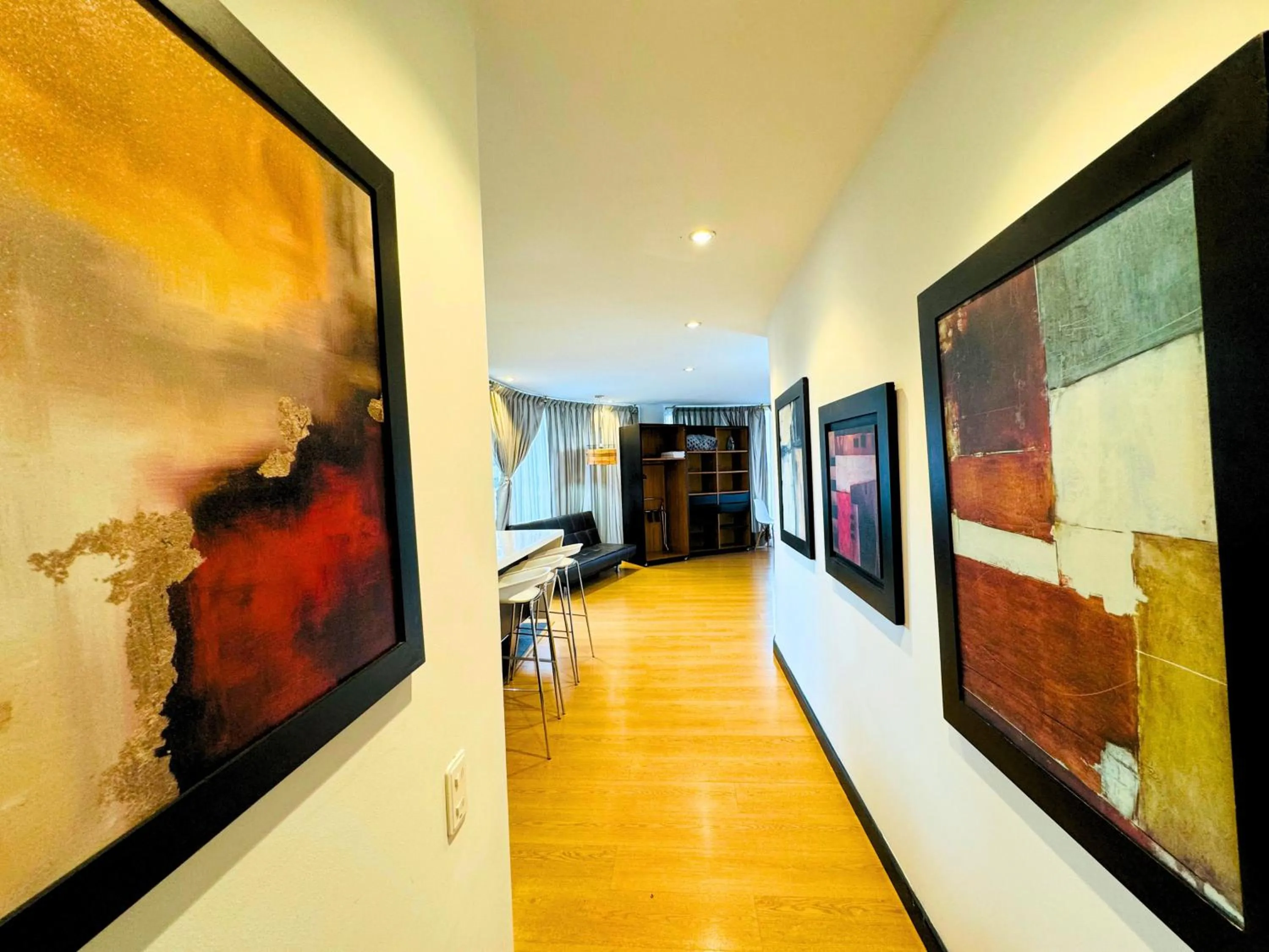 Decorative detail in Aparta Suite Continental Bogotá