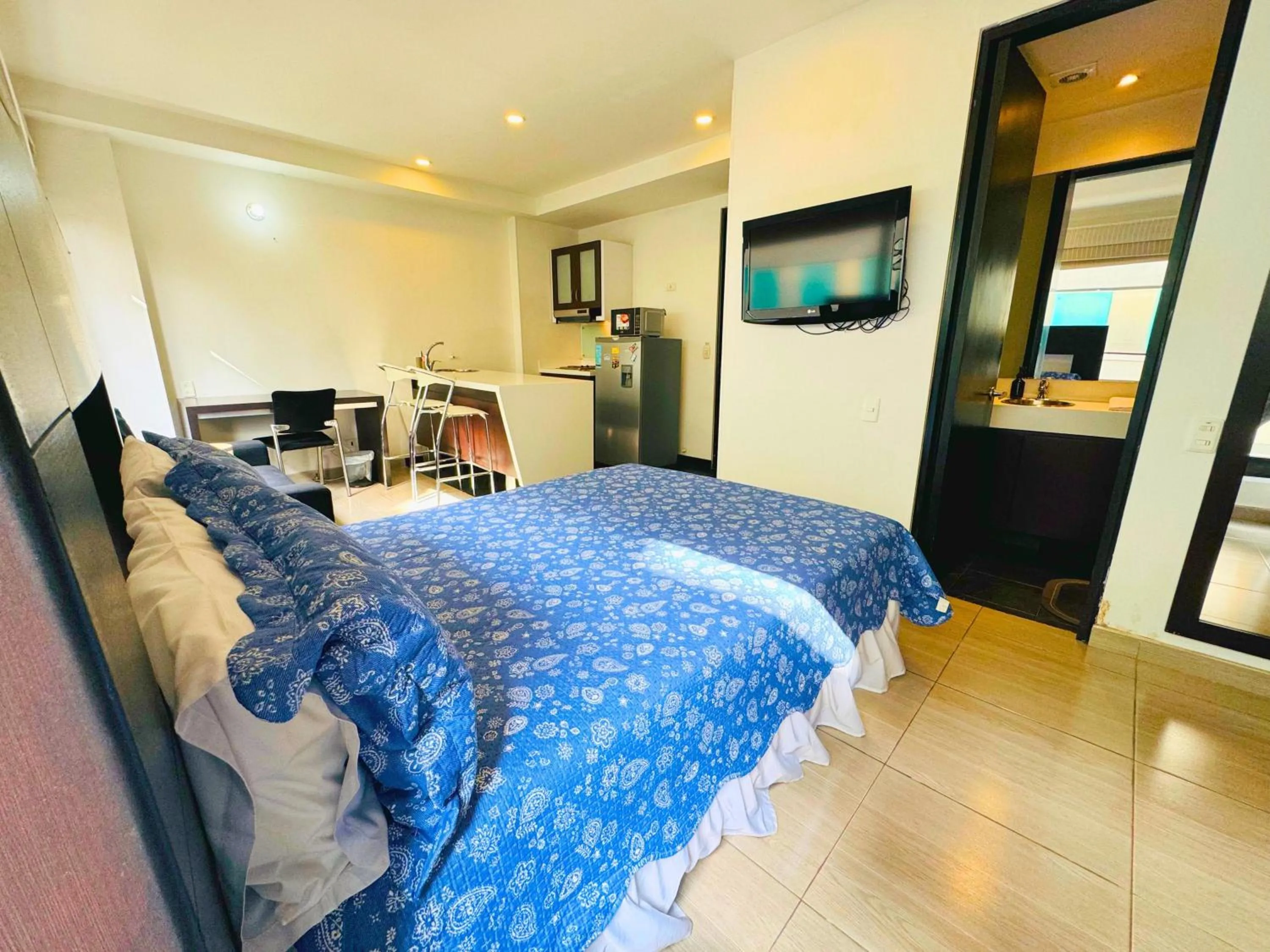 Bed in Aparta Suite Continental Bogotá