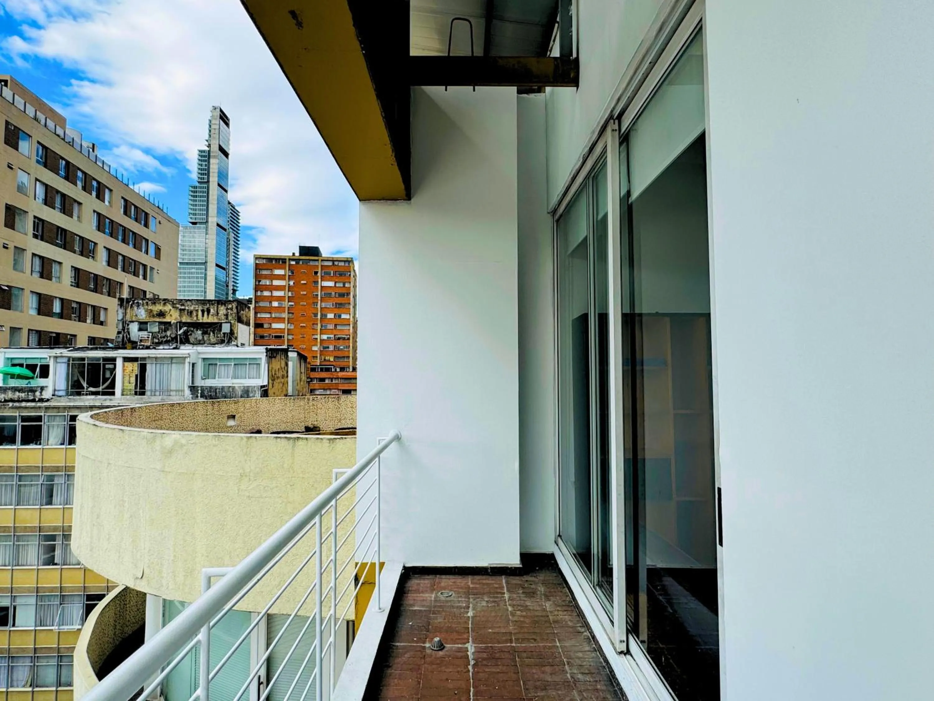 Balcony/Terrace in Aparta Suite Continental Bogotá