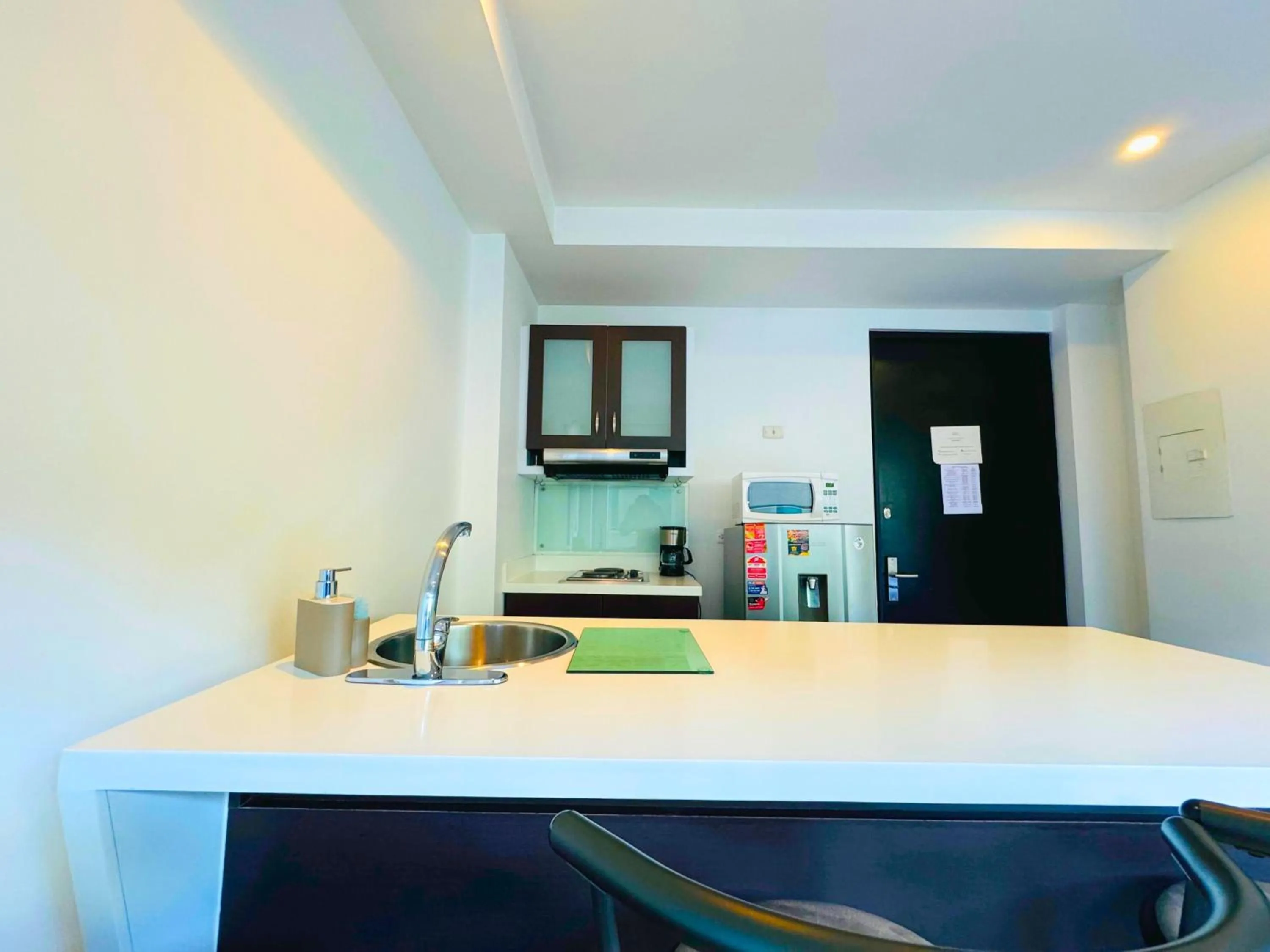 Kitchen or kitchenette in Aparta Suite Continental Bogotá