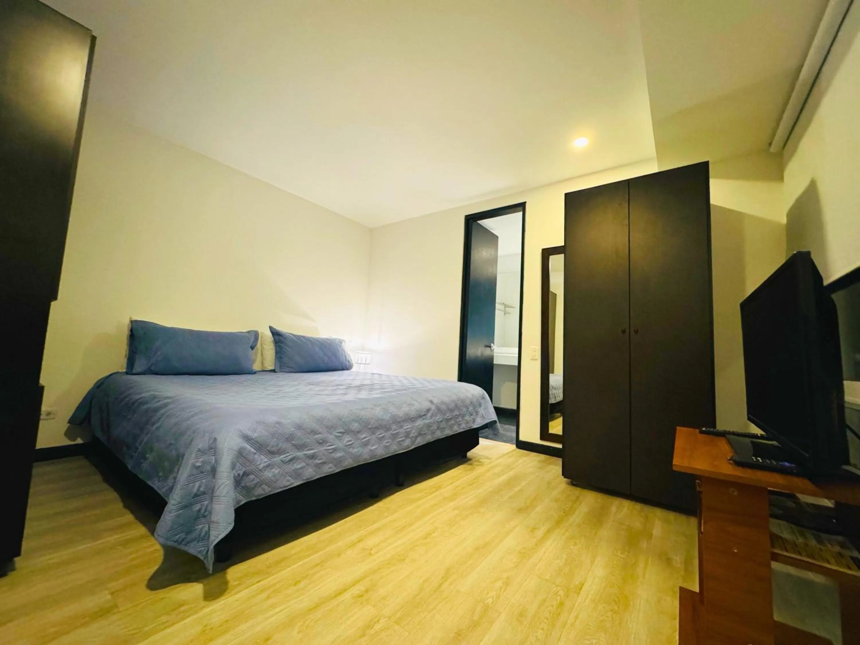 Bed in Aparta Suite Continental Bogotá