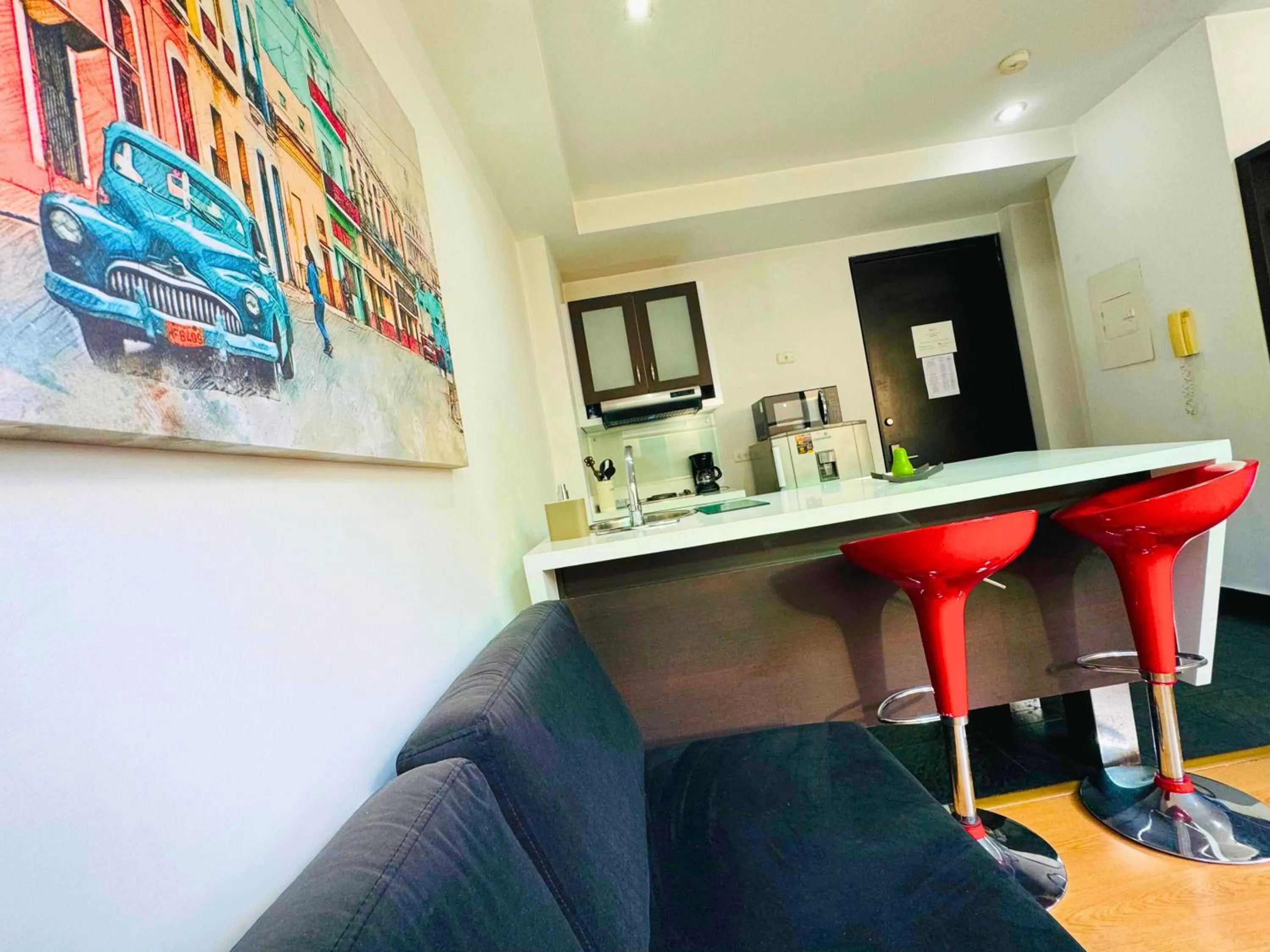 Dining area in Aparta Suite Continental Bogotá