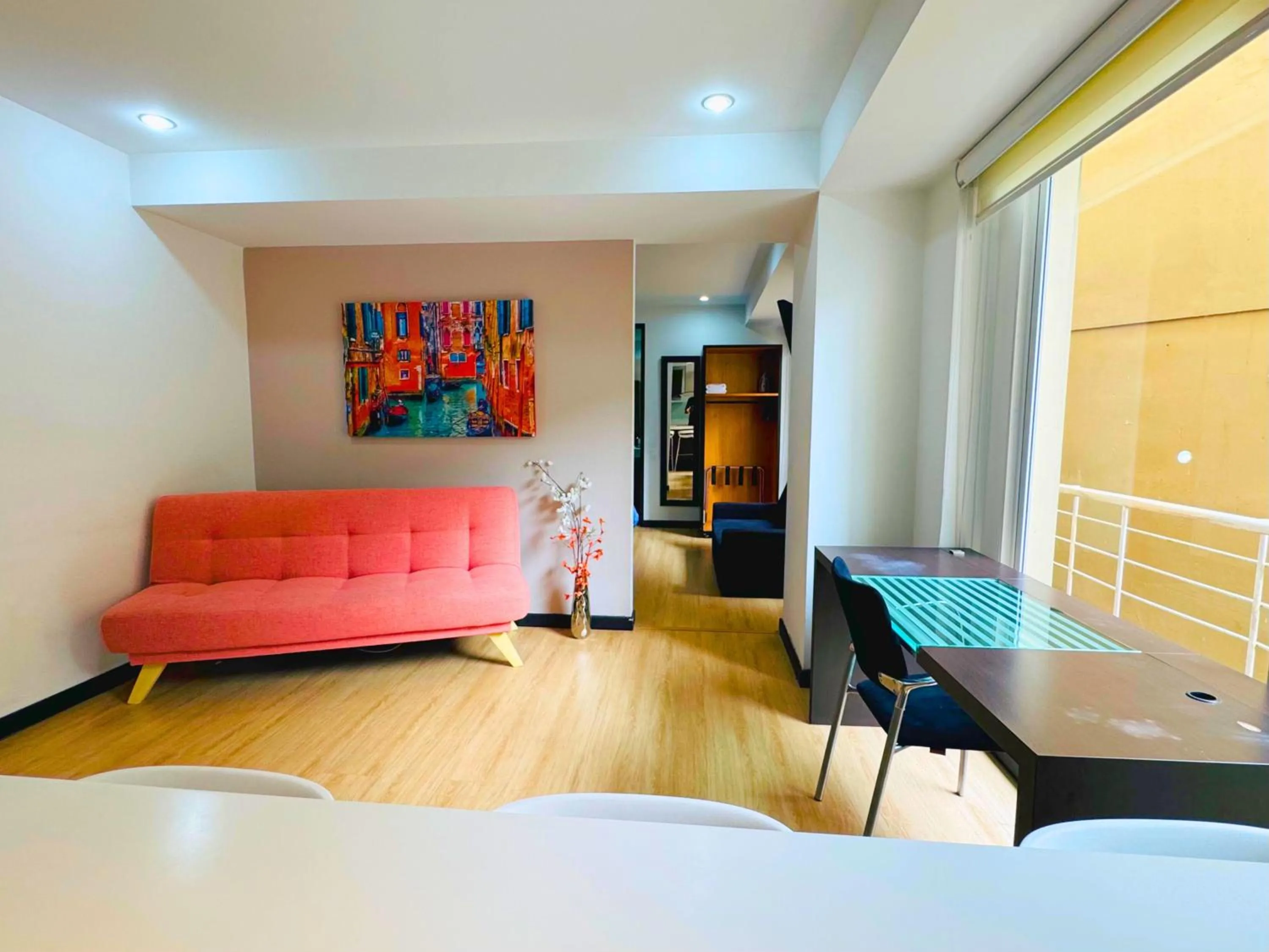 Living room in Aparta Suite Continental Bogotá