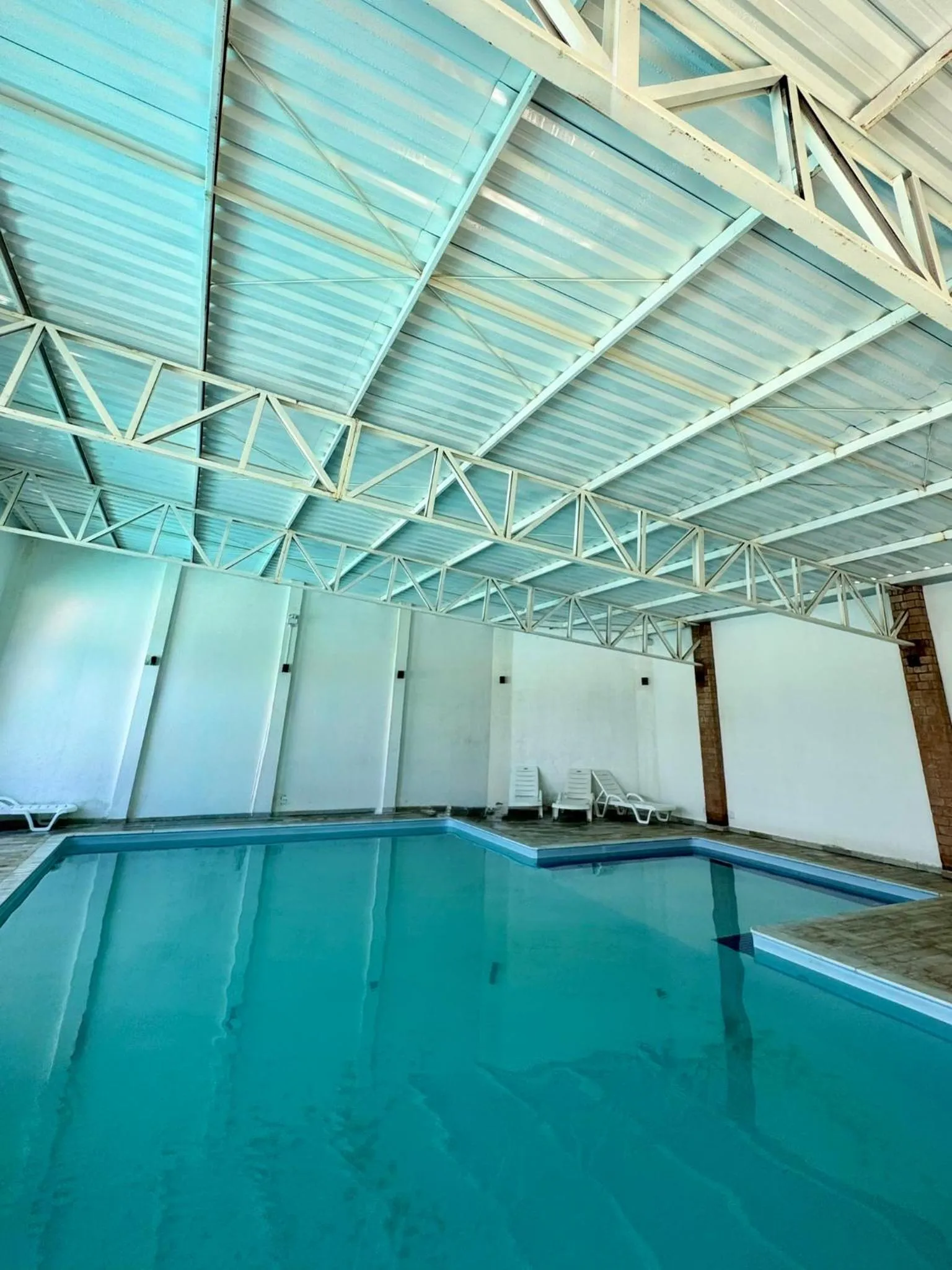 Swimming pool in Hotel Campestre Atibaia