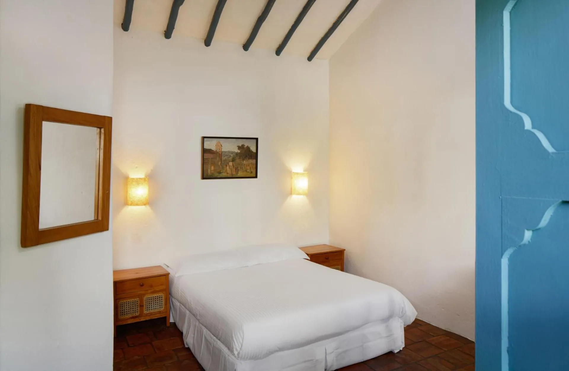Photo of the whole room, Bed in Posada del Campanario