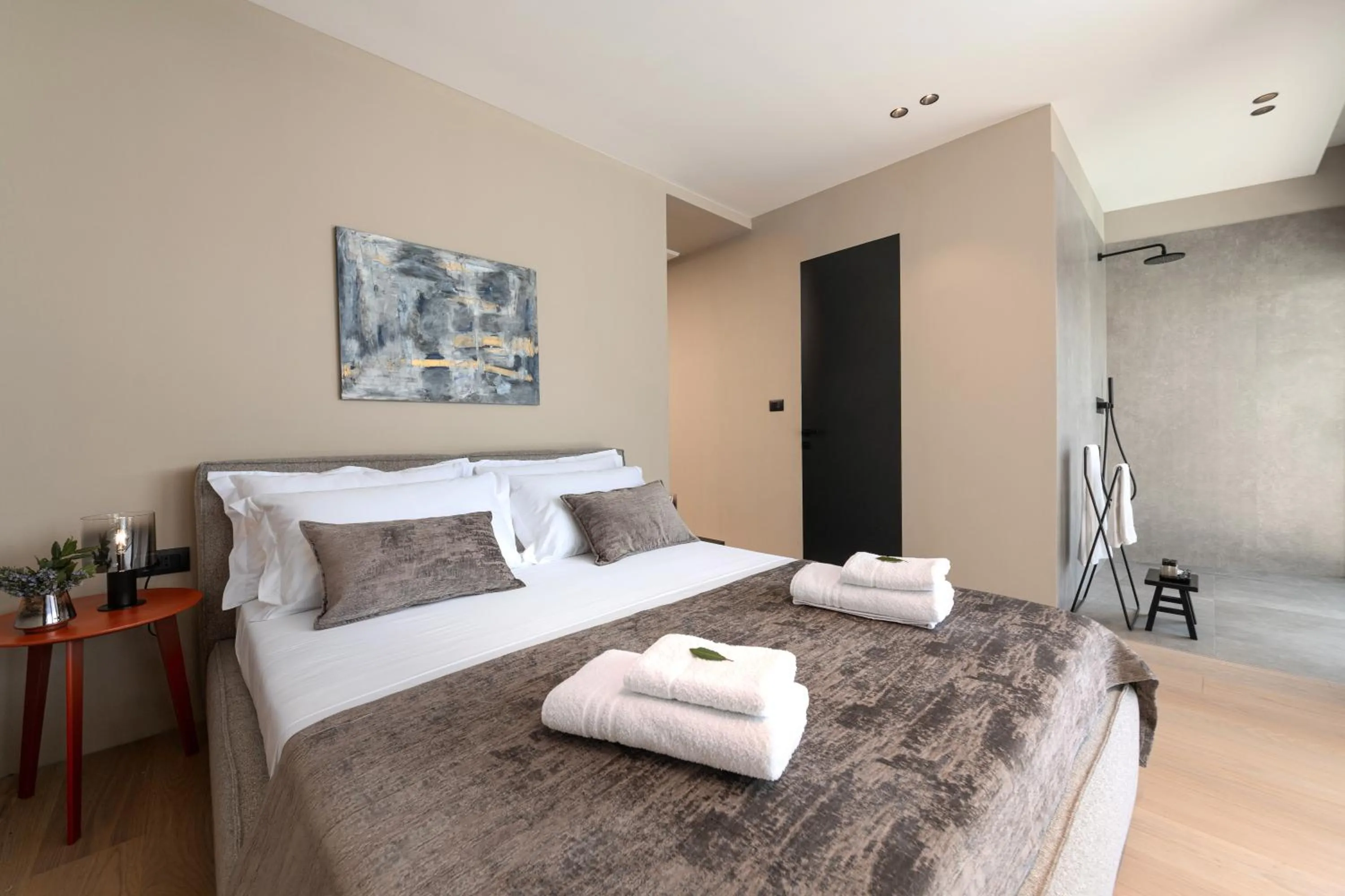 Bed in Luxury Villa Aruna