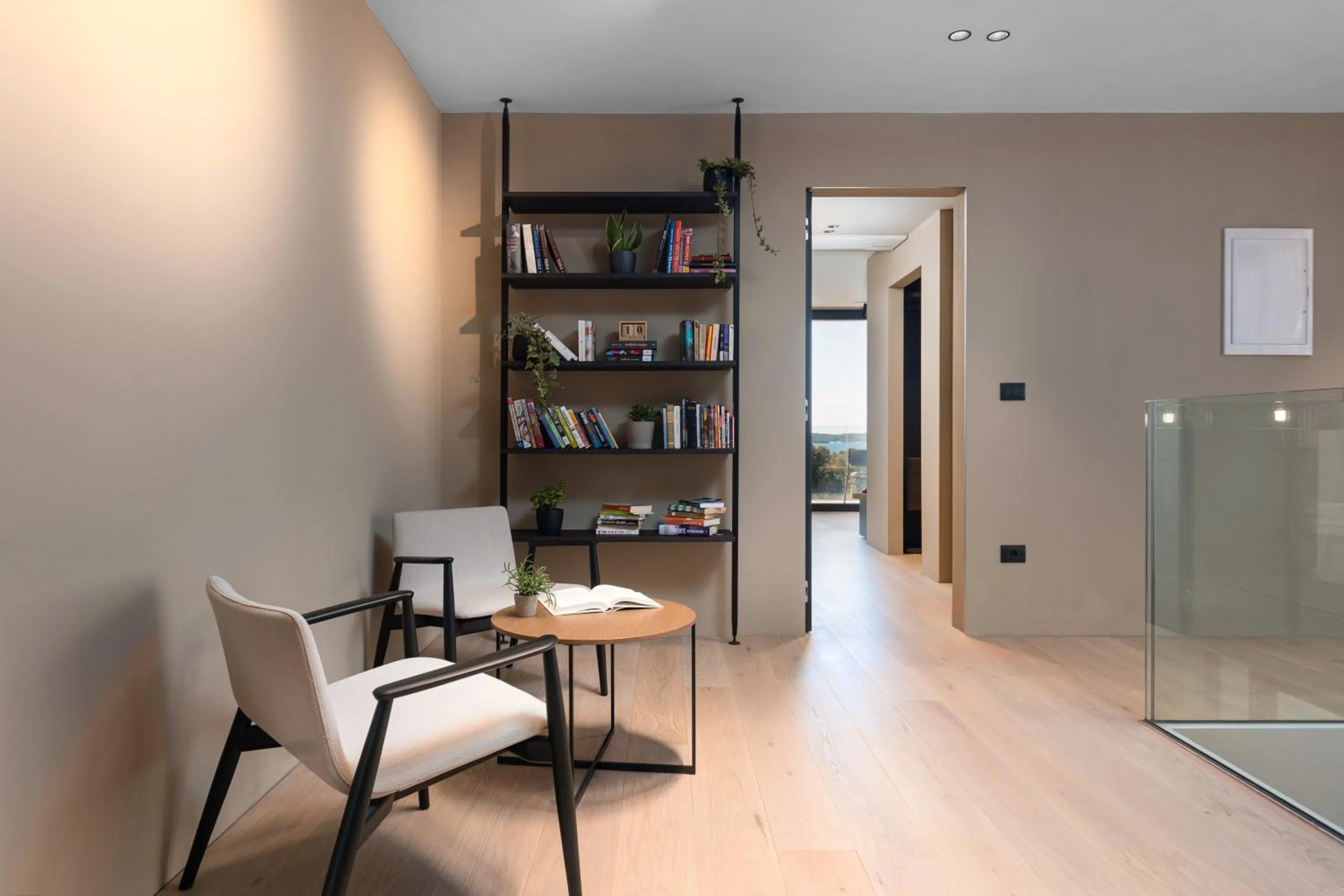 Library in Luxury Villa Aruna