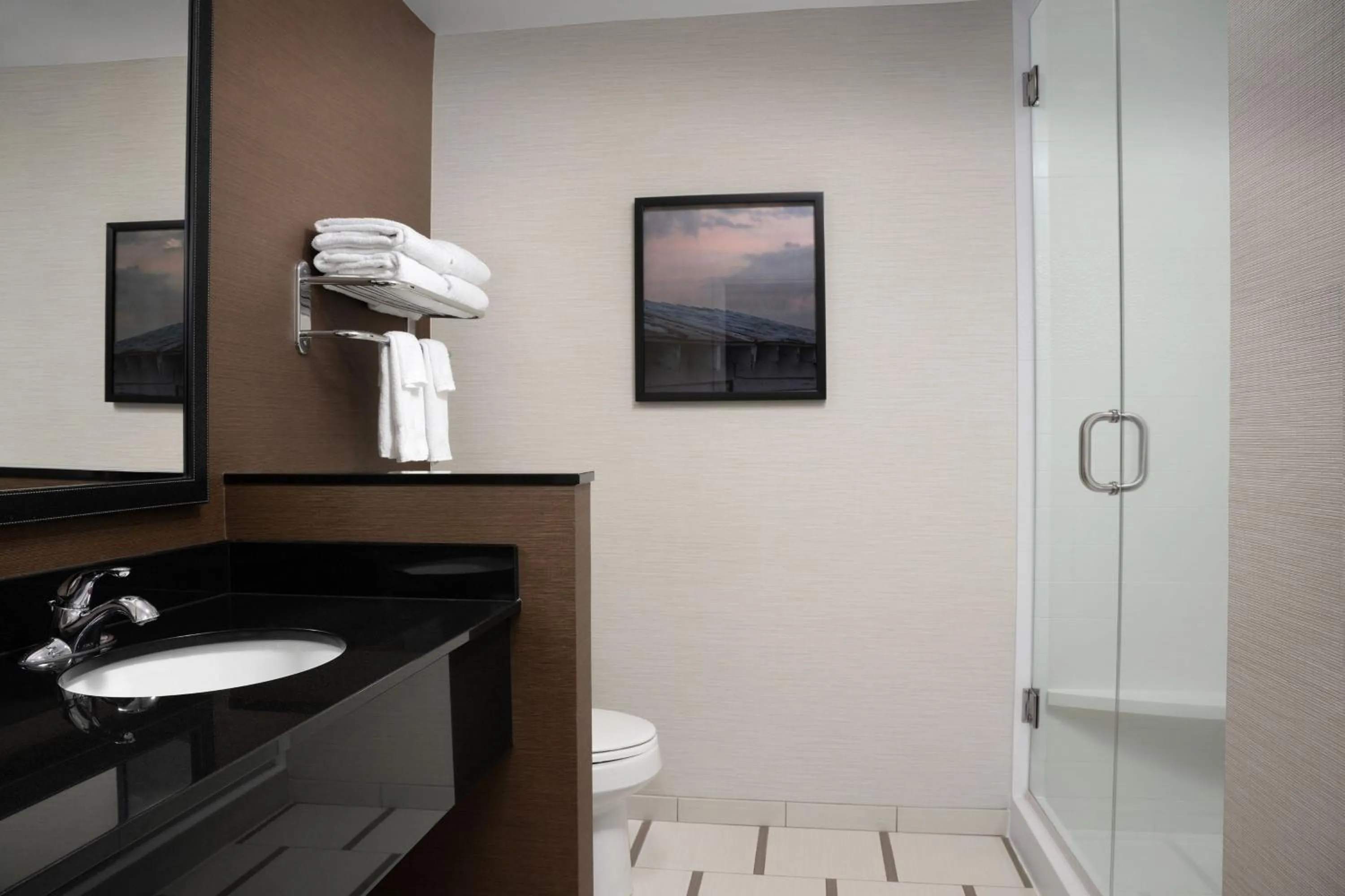 Bathroom in Fairfield Inn & Suites By Marriott Sioux Falls Airport
