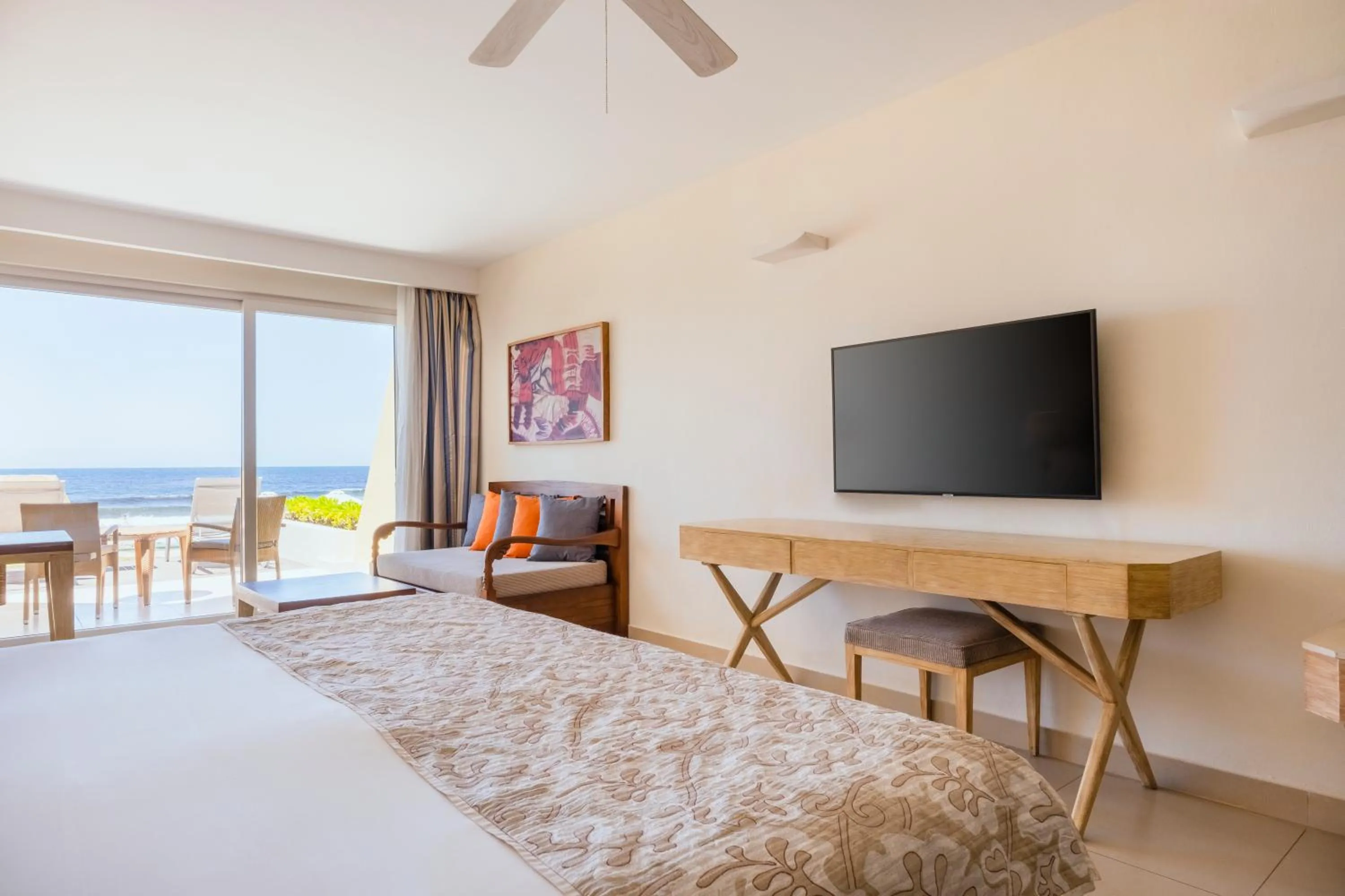 TV and multimedia in Iberostar Selection Playa Mita - All Inclusive