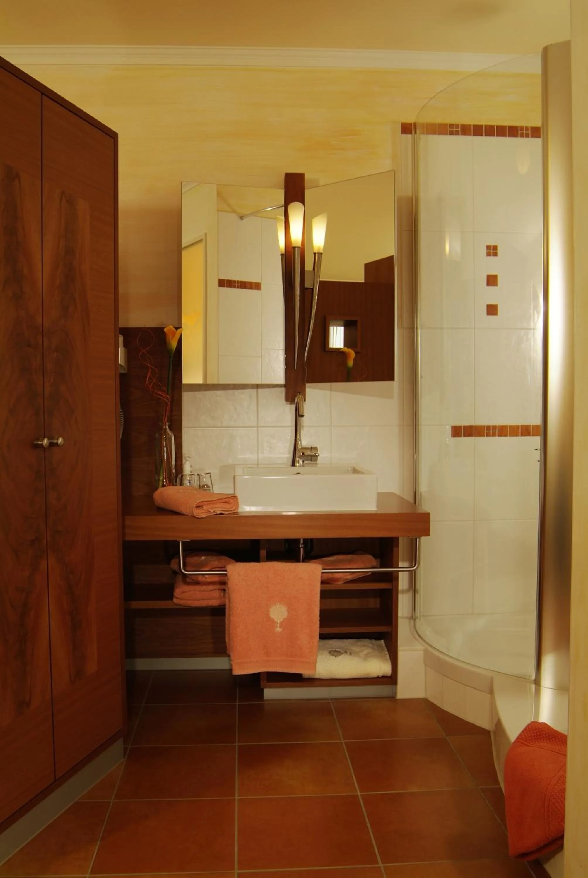 Photo of the whole room in Flair Hotel Zum Schwarzen Reiter