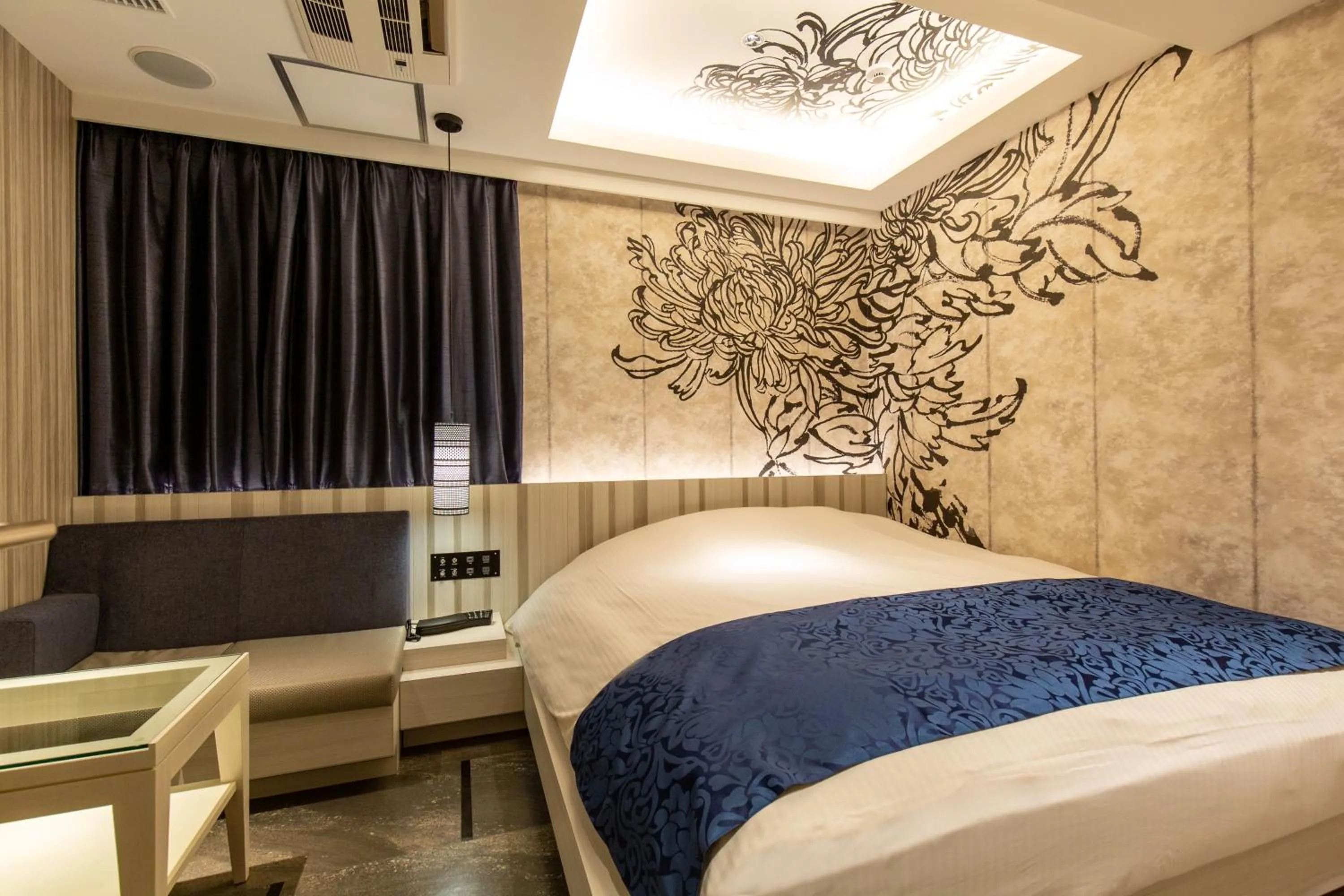 Bed in Hotel Karuta Akasaka -Adult only-