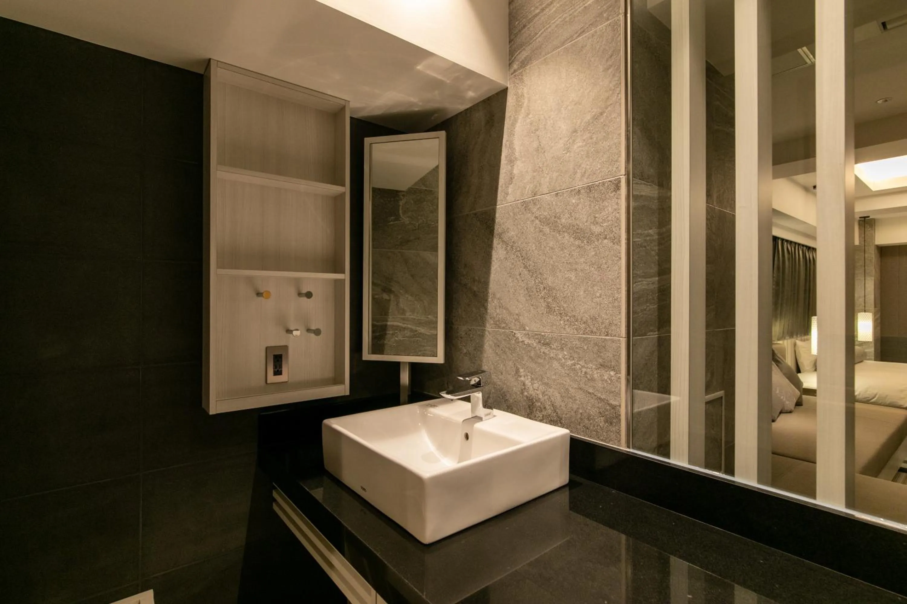 Photo of the whole room in Hotel Karuta Akasaka -Adult only-