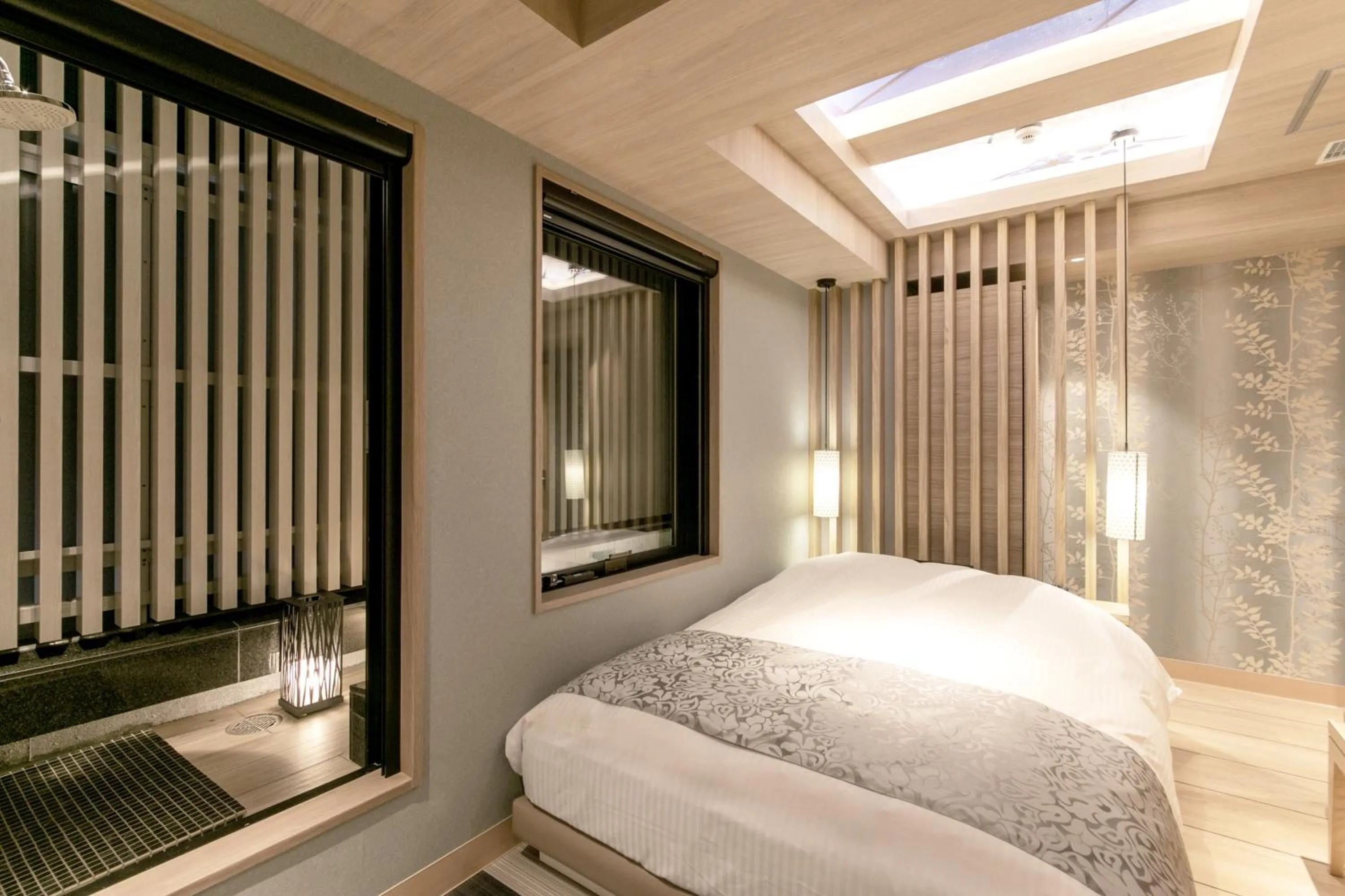 Bed in Hotel Karuta Akasaka -Adult only-