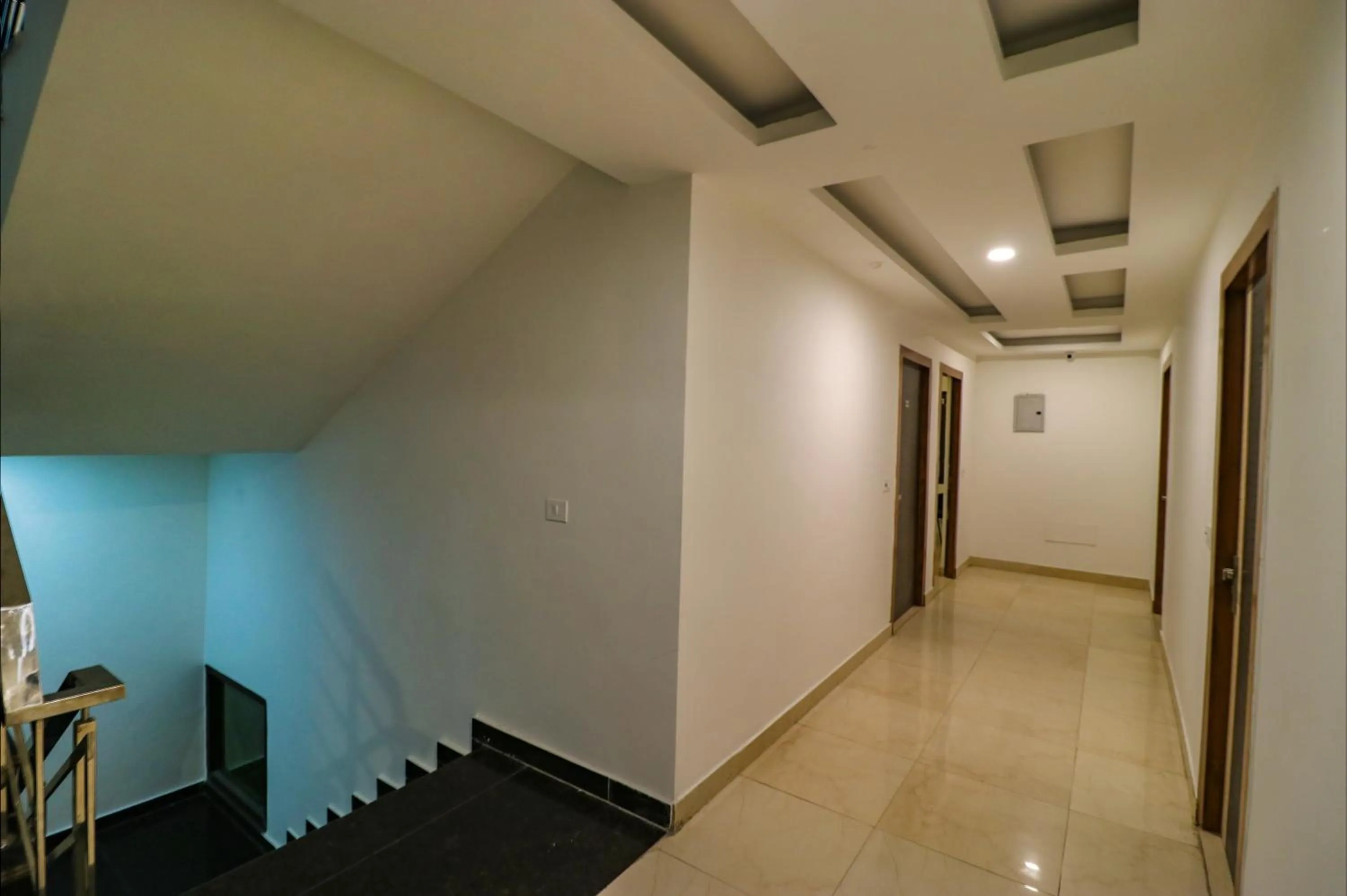 Lobby or reception in FabHotel Dolphin International - Nr IGI Airport New Delhi