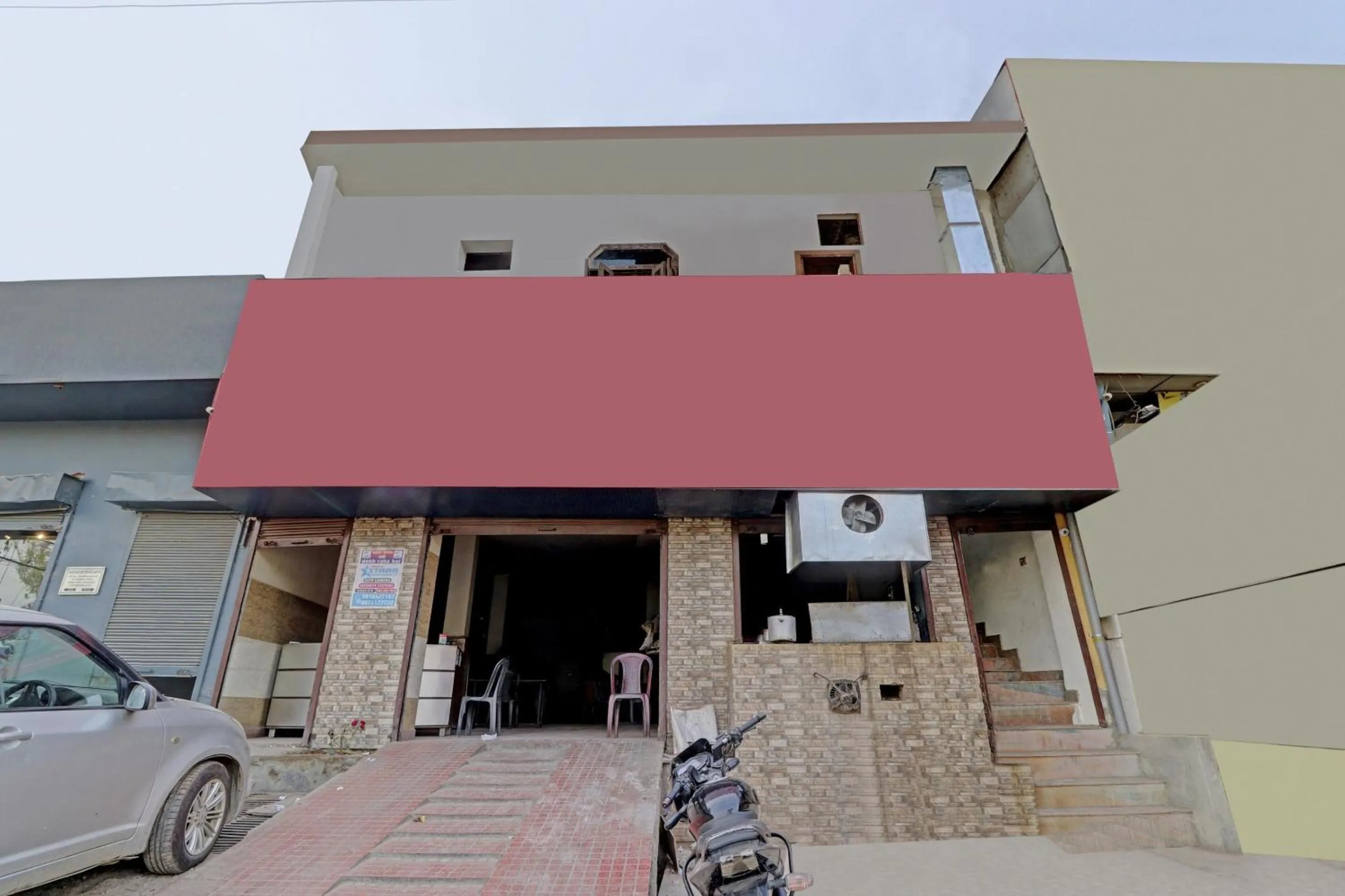 Facade/entrance in Hotel O Redison inn