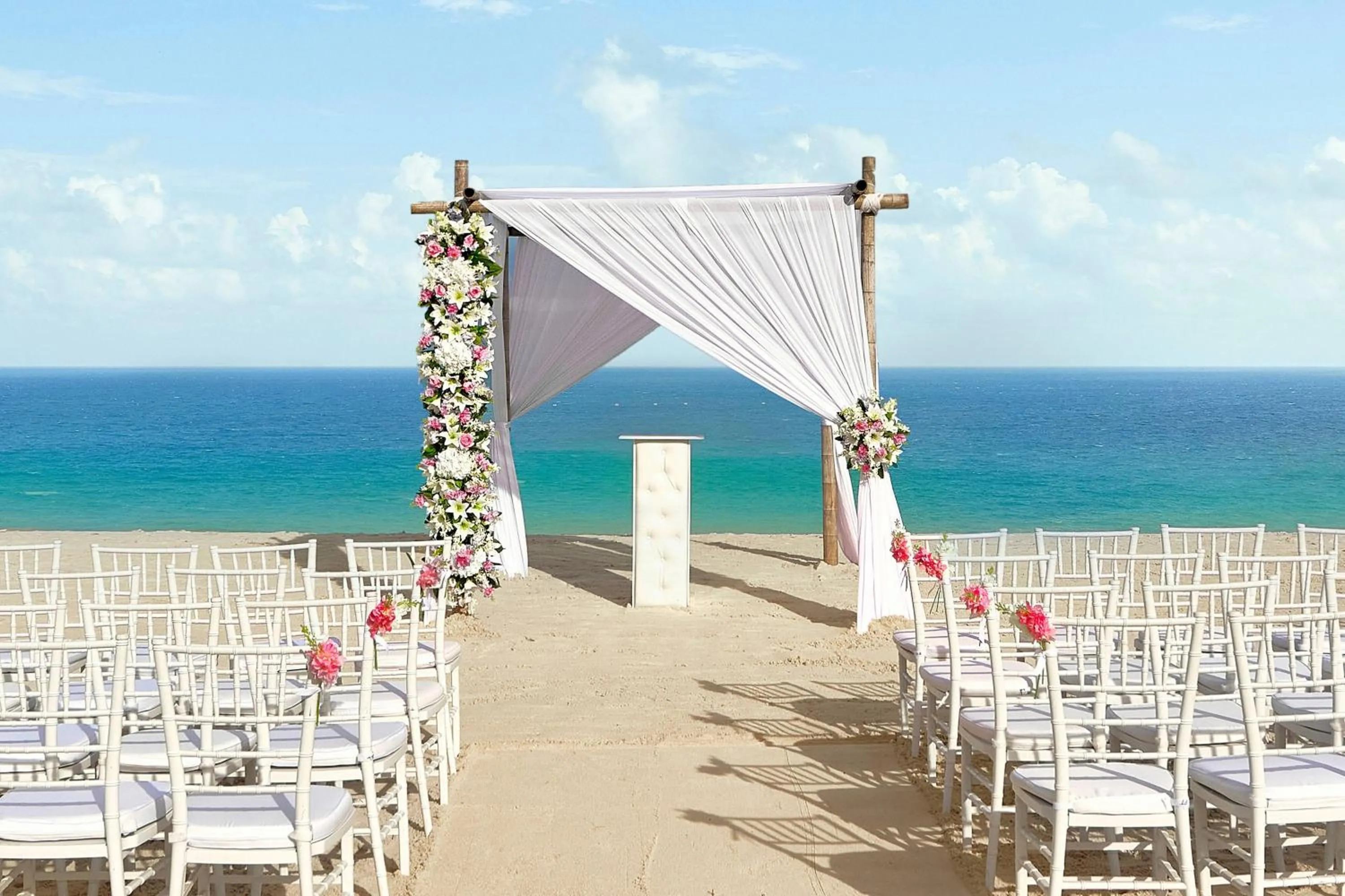 Beach in Courtyard by Marriott Aruba Resort