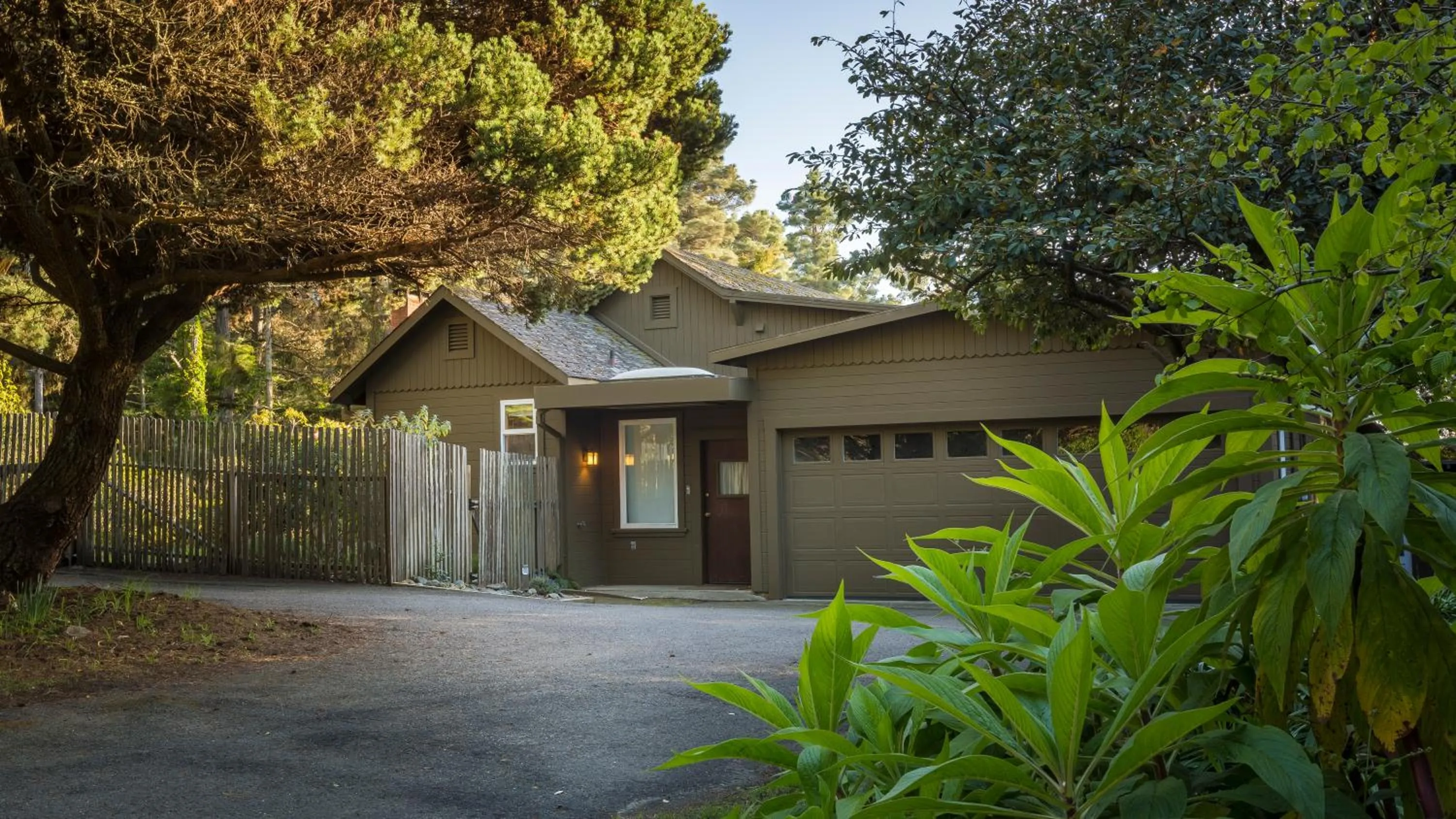 Property building in Heritage House Resort & Spa