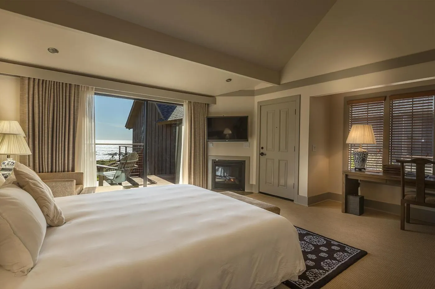 Bed in Heritage House Resort & Spa