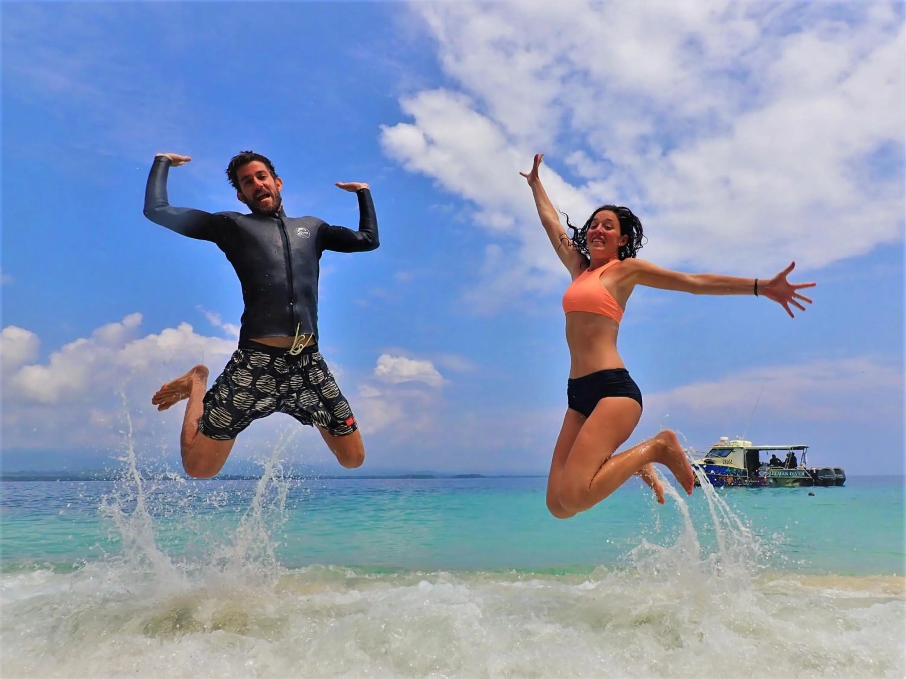 Snorkeling in Madang Resort