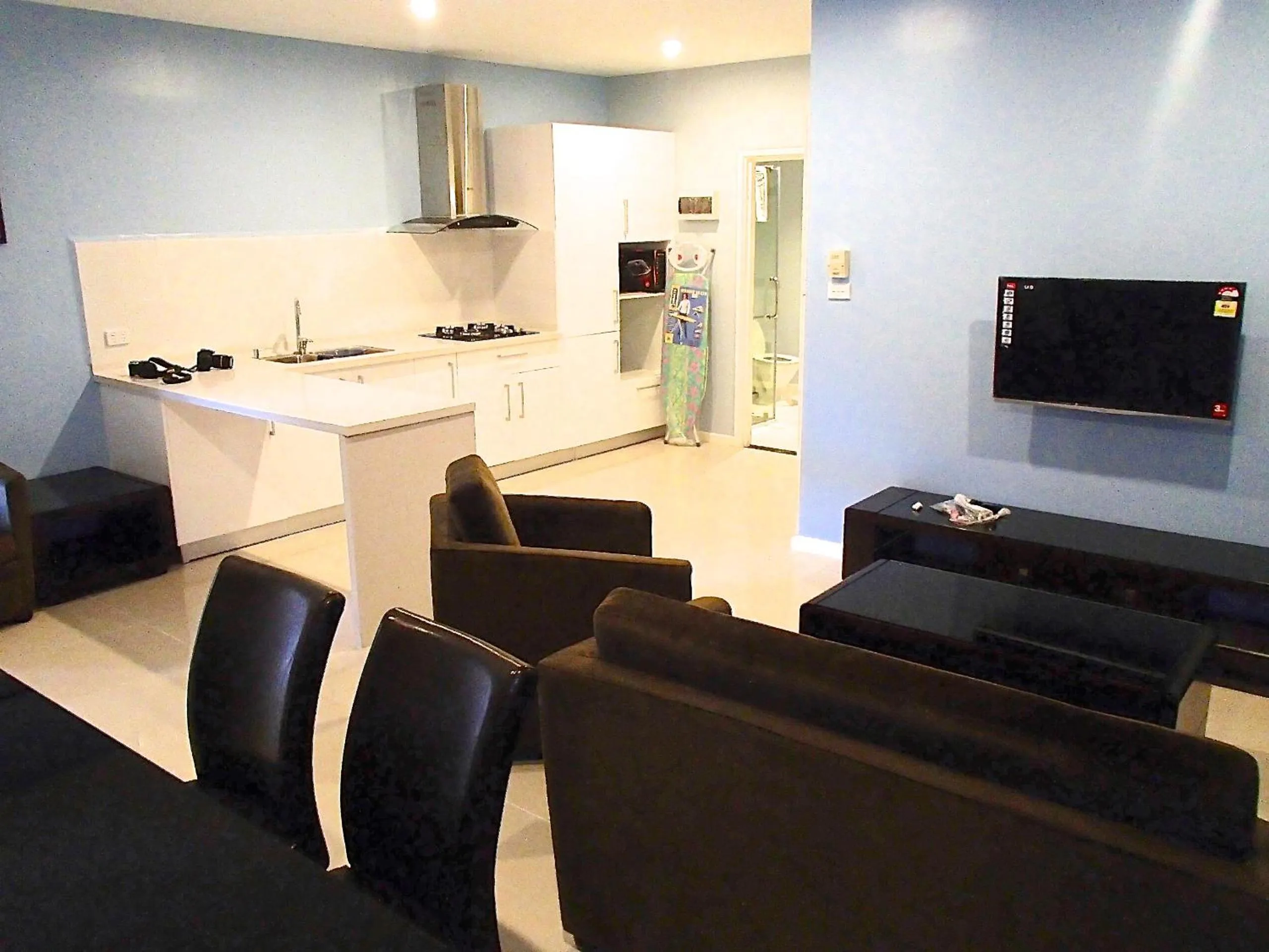 Kitchen or kitchenette in Madang Resort