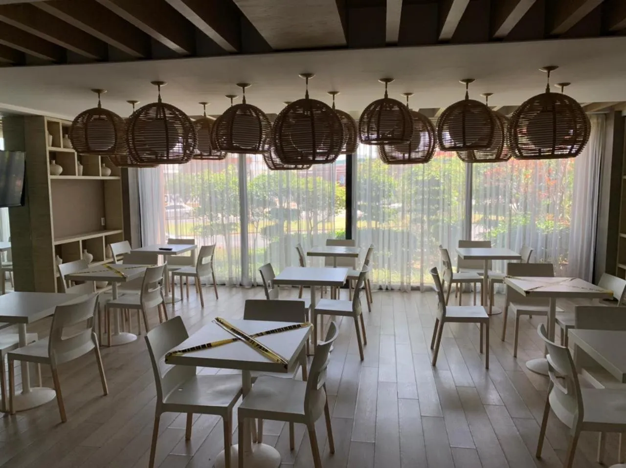 Restaurant/places to eat in Motel Okura Villas y Suites